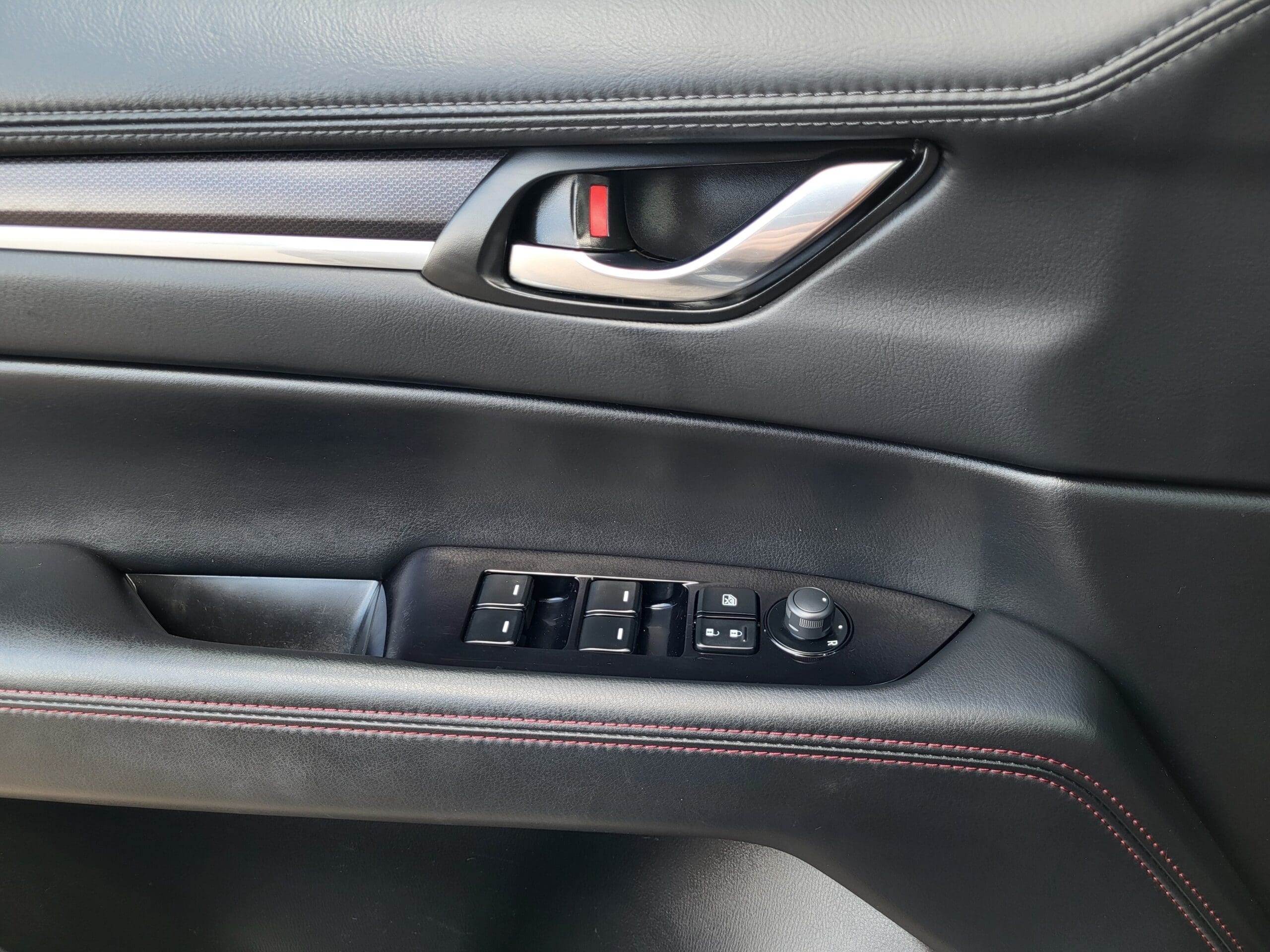 2022 Mazda CX-5 - Image 24