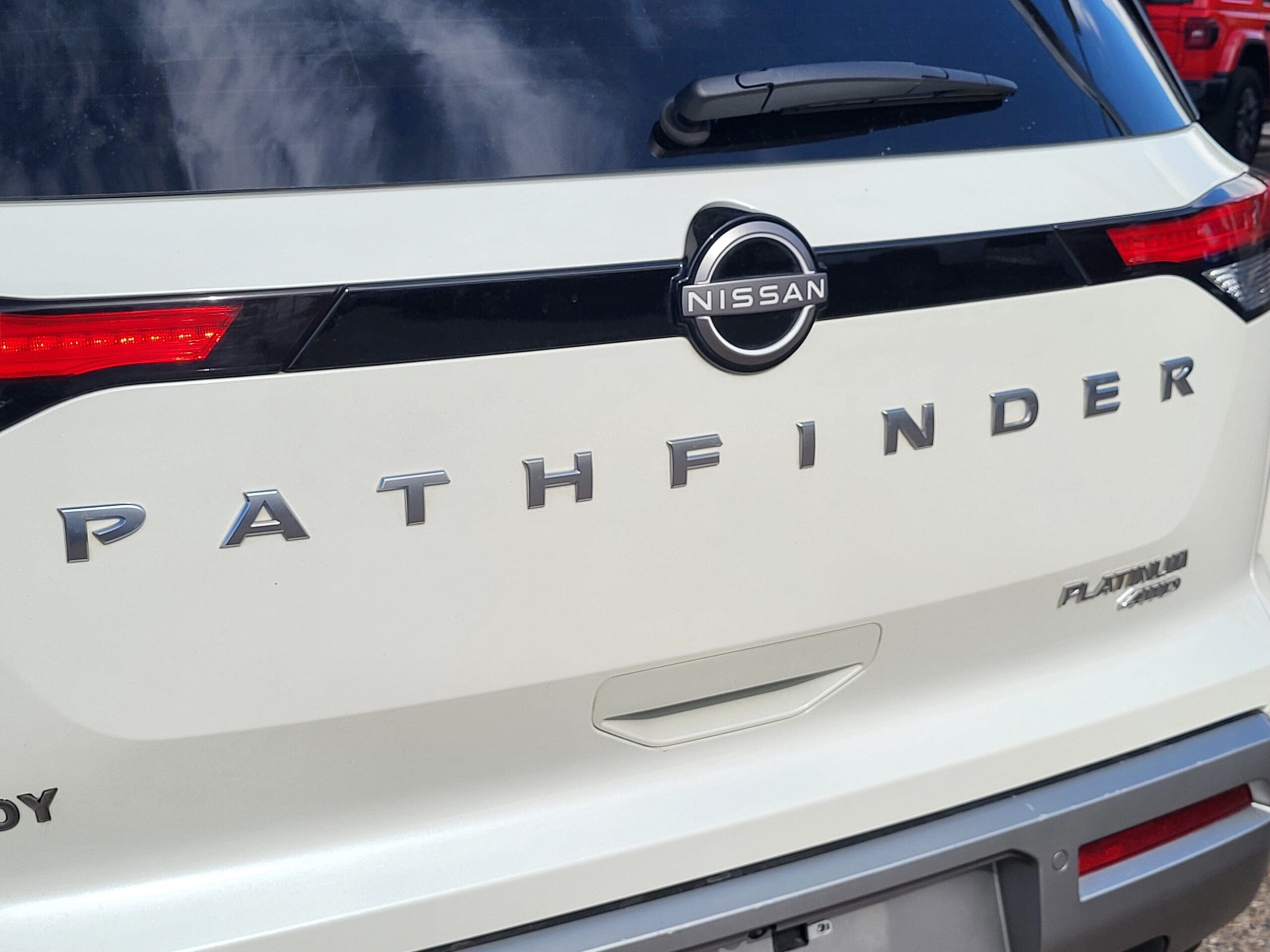 2024 Nissan Pathfinder - Image 12