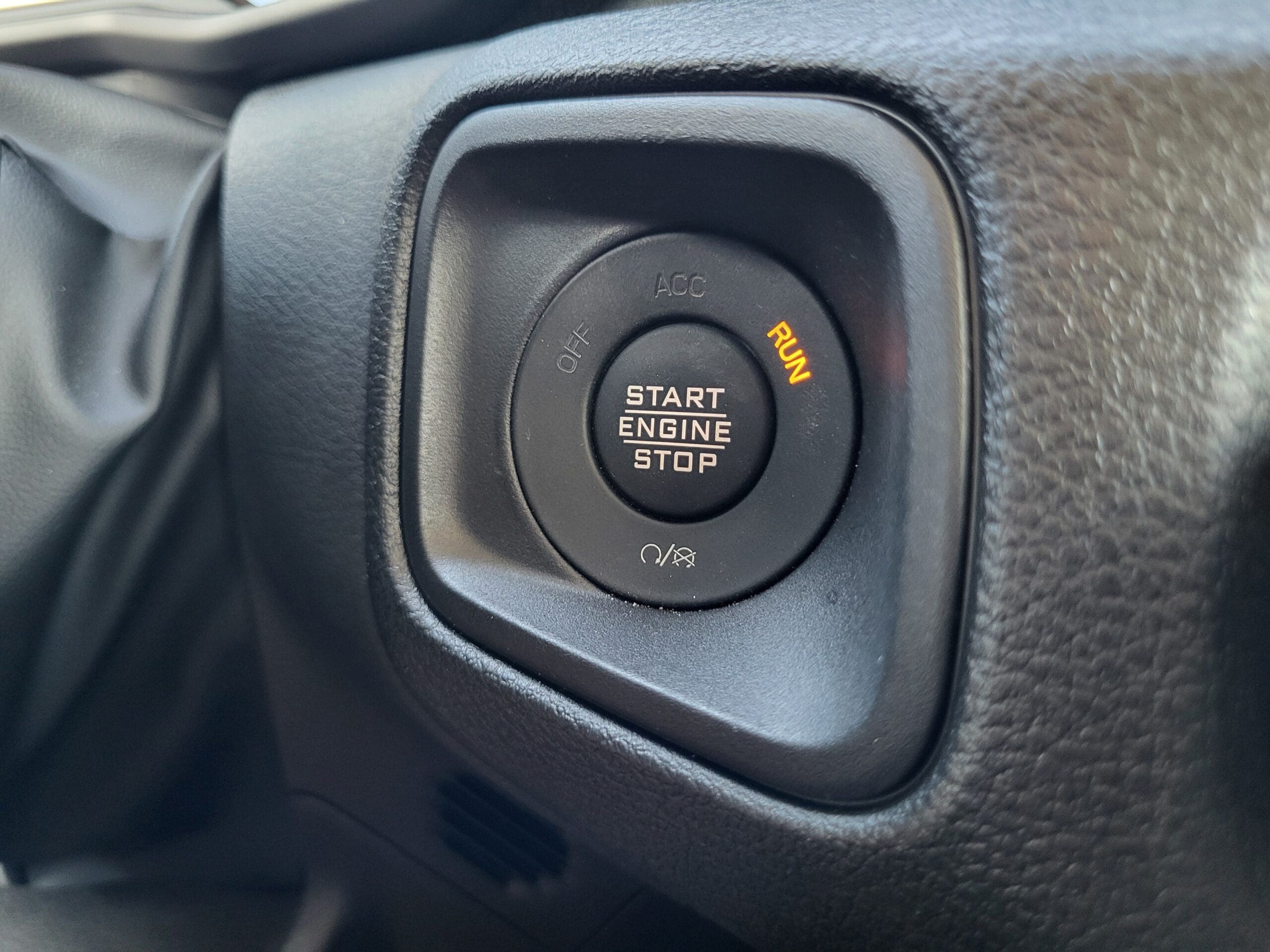 2025 Jeep Wrangler - Image 22