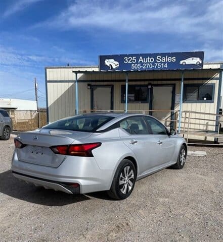 2021 Nissan Altima - Image 5