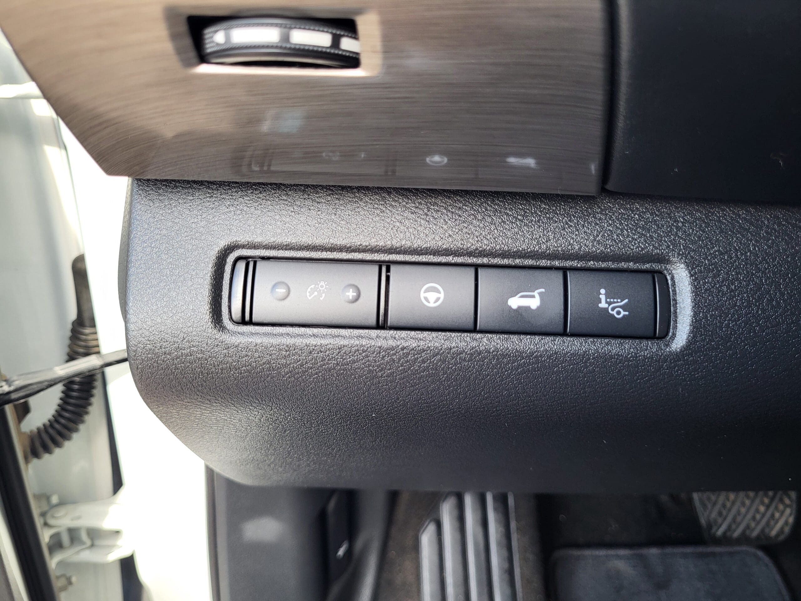 2024 Nissan Pathfinder - Image 23