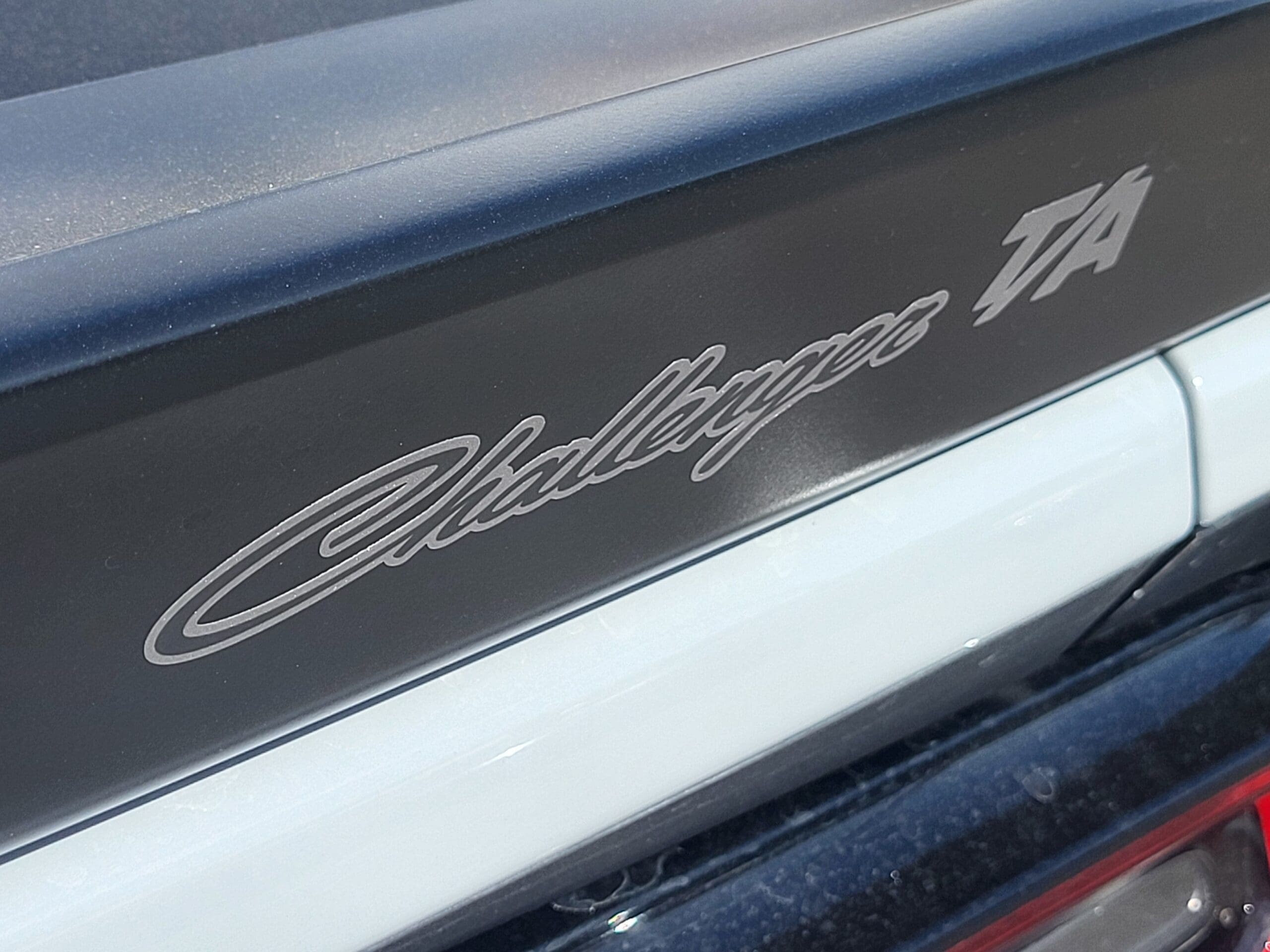 2021 Dodge Challenger - Image 13
