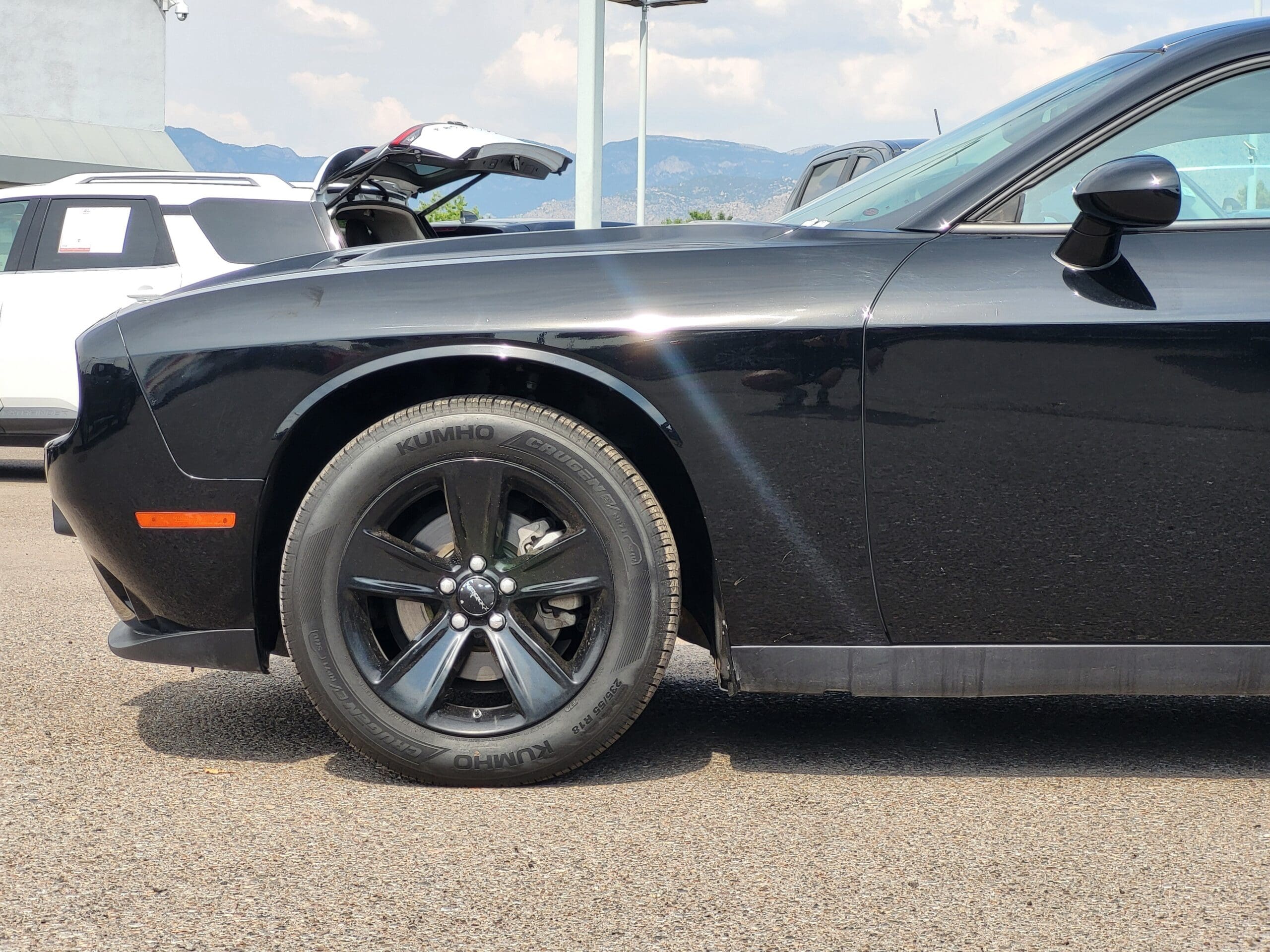 2023 Dodge Challenger - Image 9