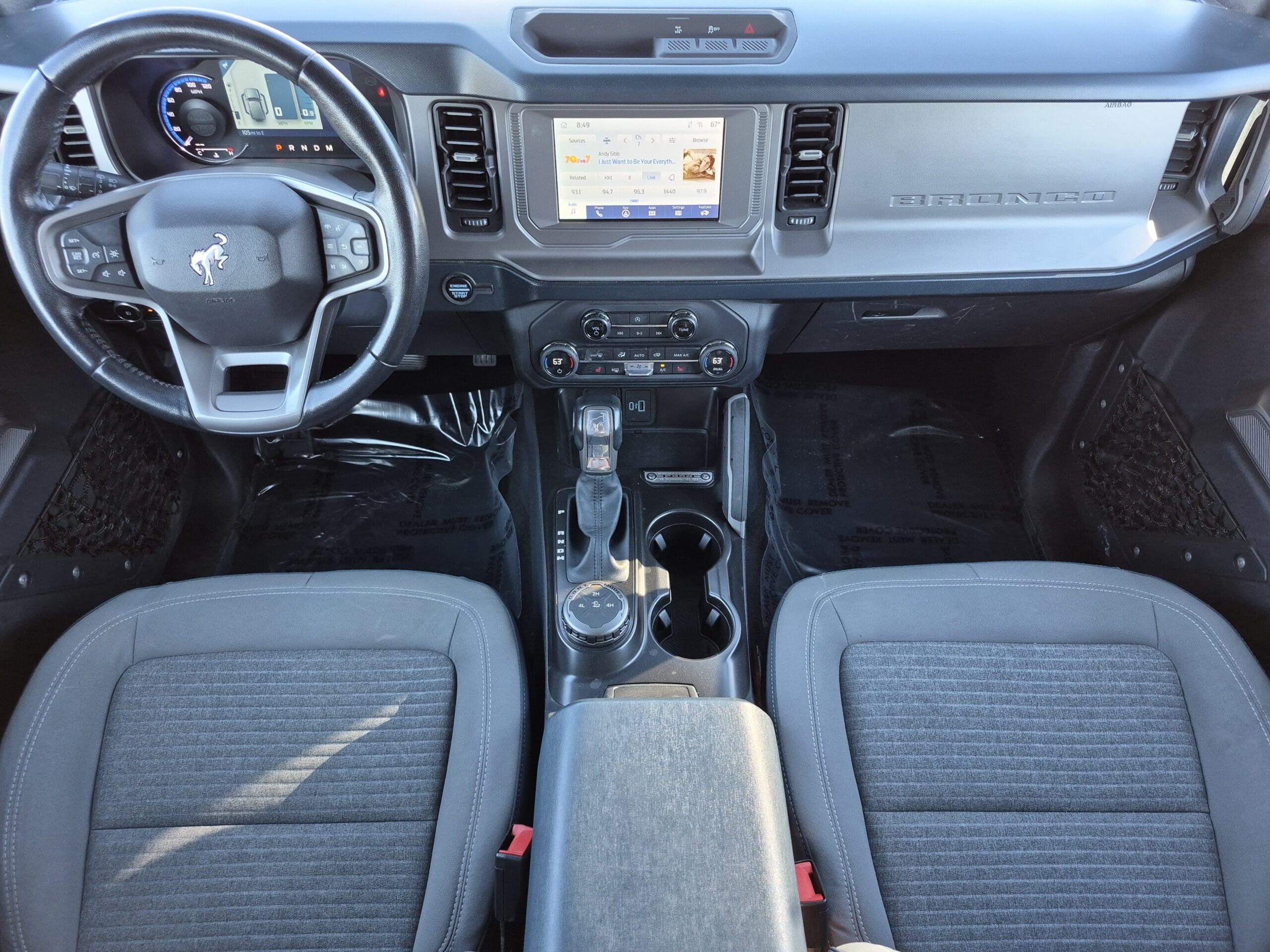 2023 Ford Bronco - Image 20