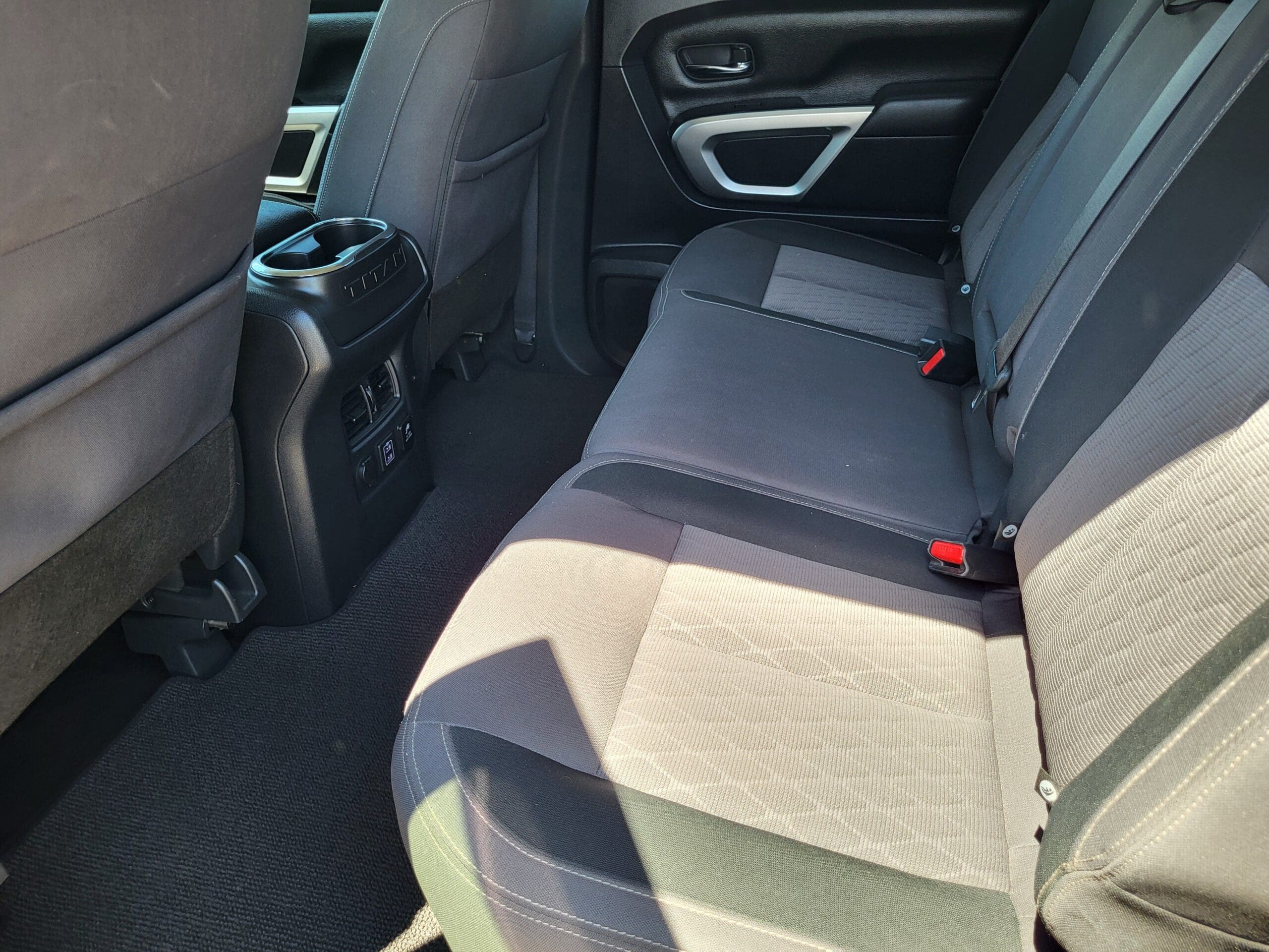 2024 Nissan Titan XD - Image 24