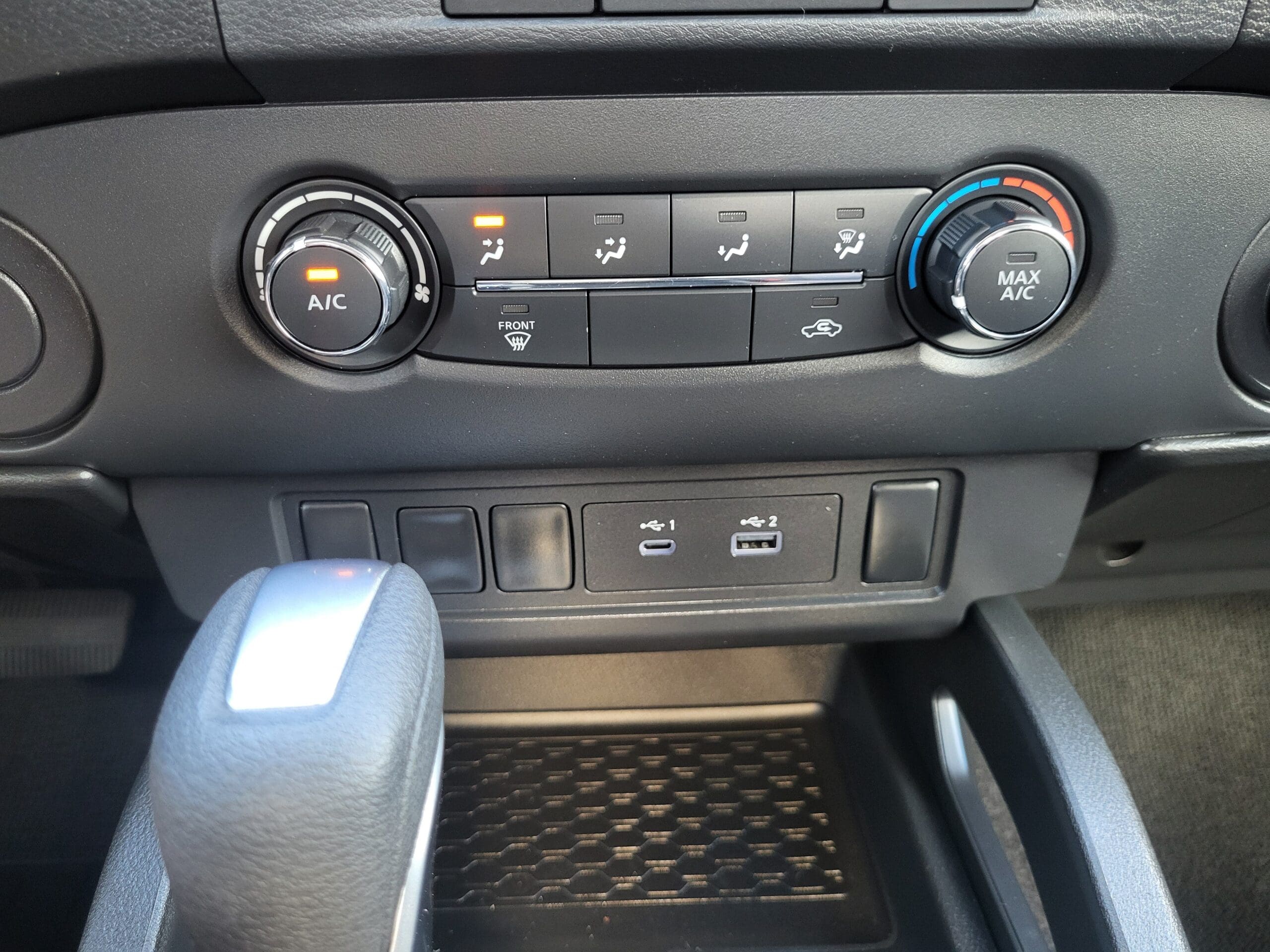 2024 Nissan Frontier - Image 20
