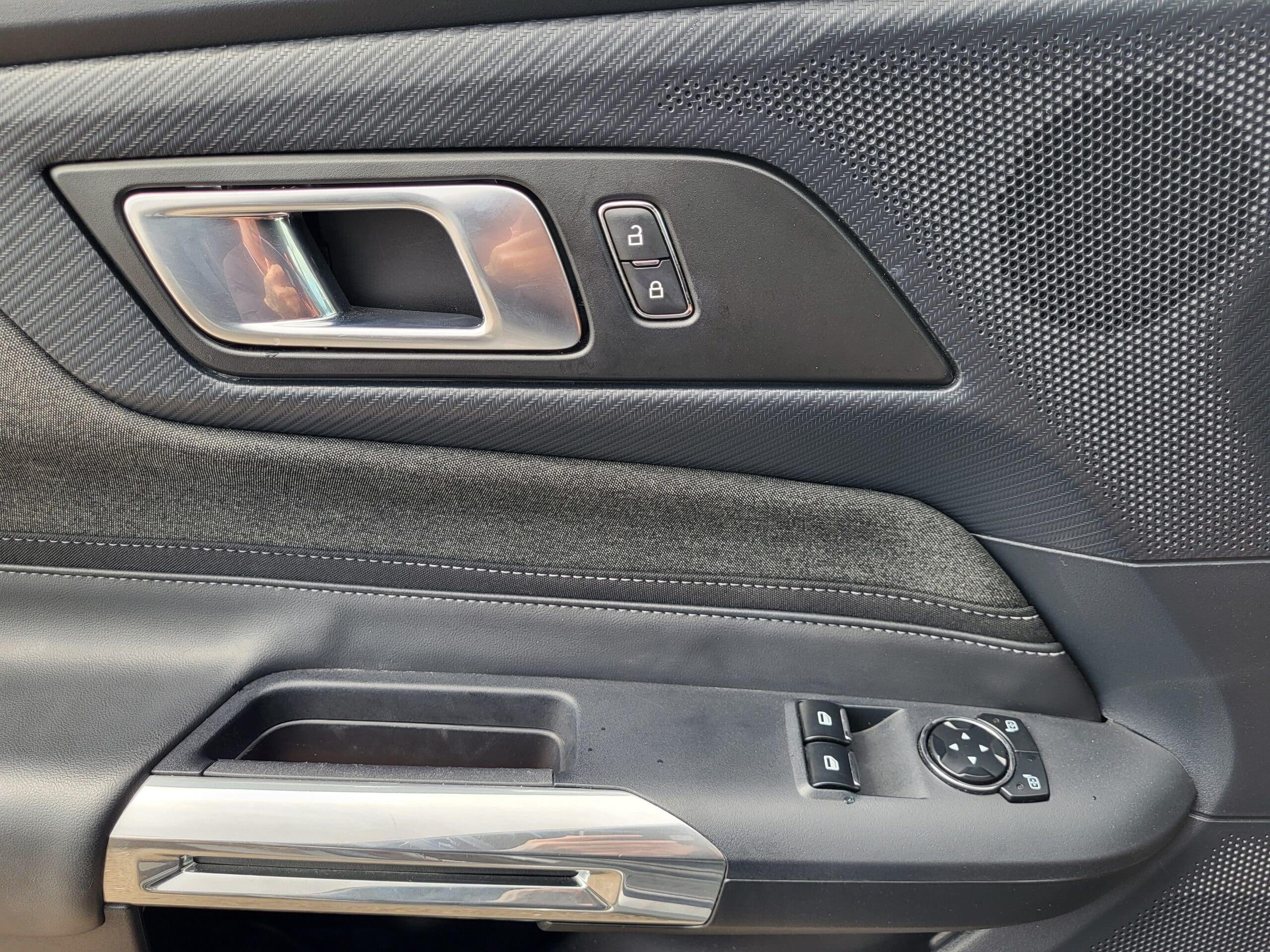 2024 Ford Mustang - Image 24