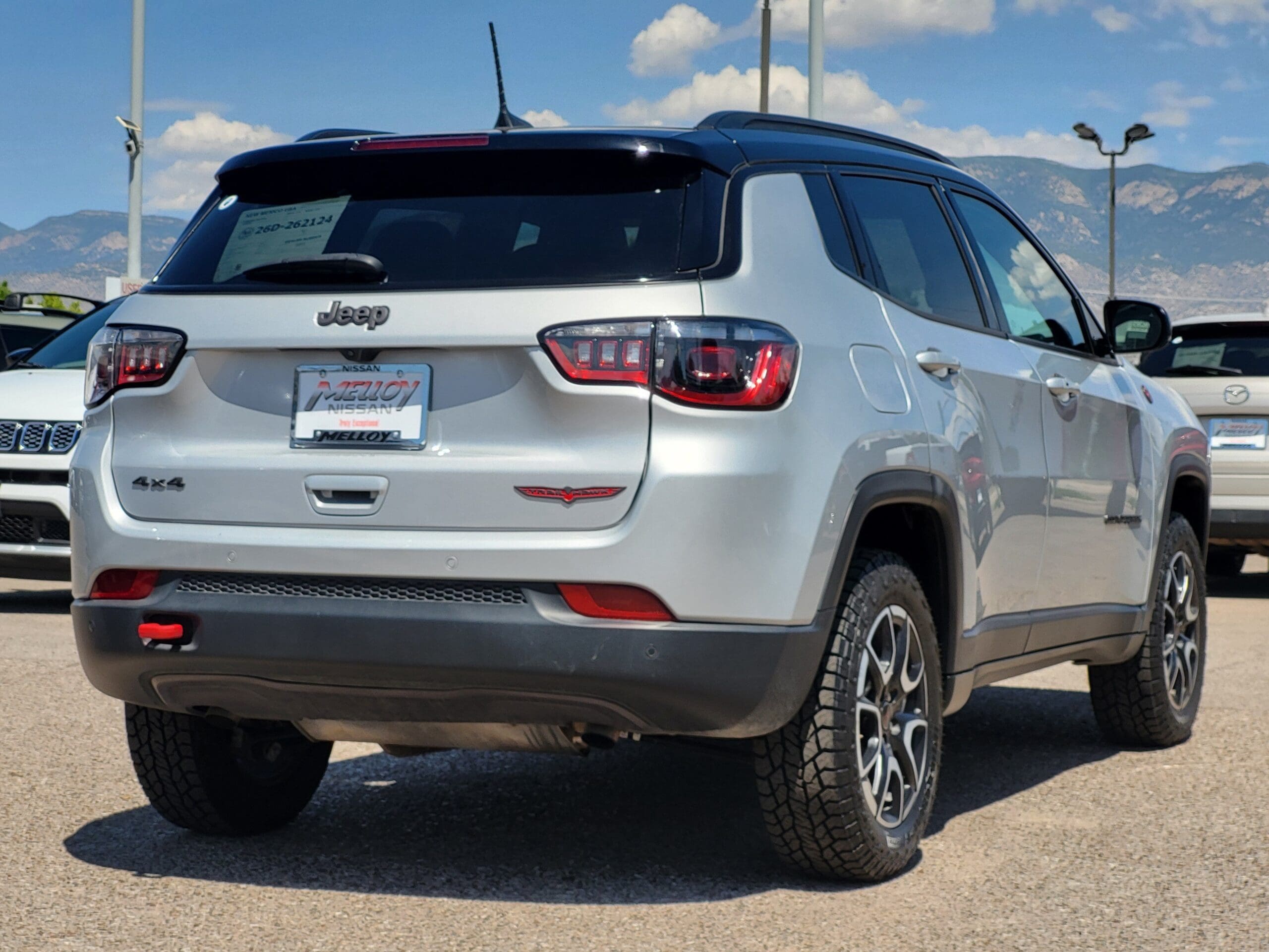 2025 Jeep Compass - Image 4