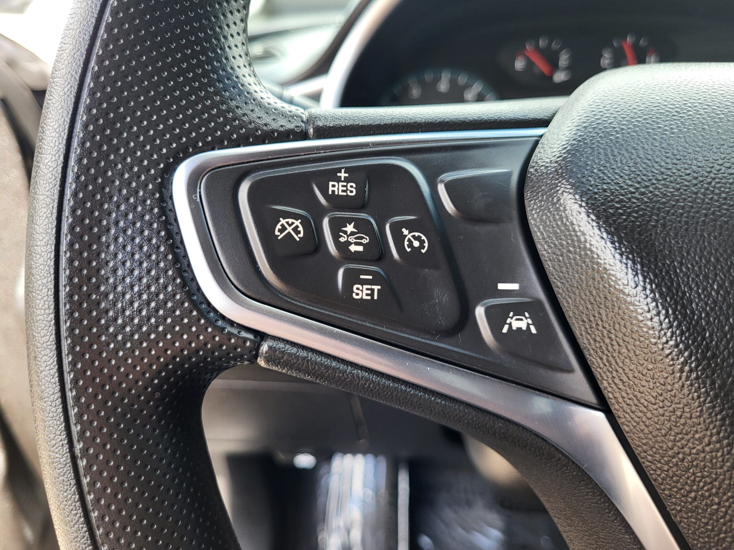 2024 Chevrolet Malibu - Image 27