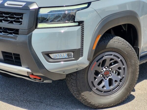 2025 Nissan Frontier
