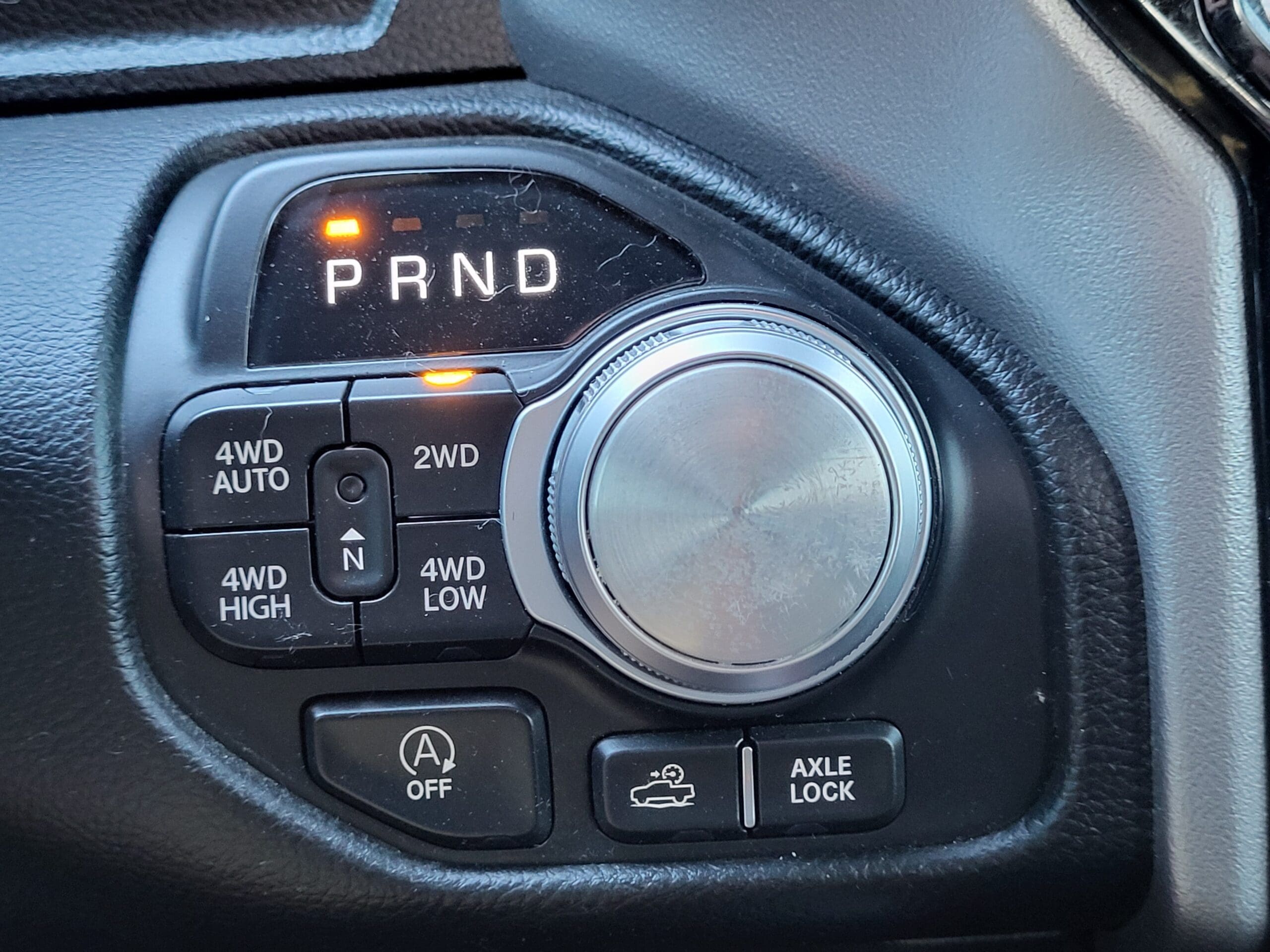 2025 Ram 1500 - Image 16