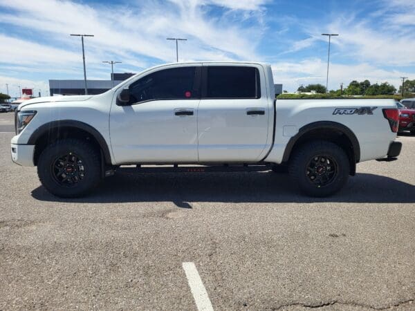 2024 Nissan Titan