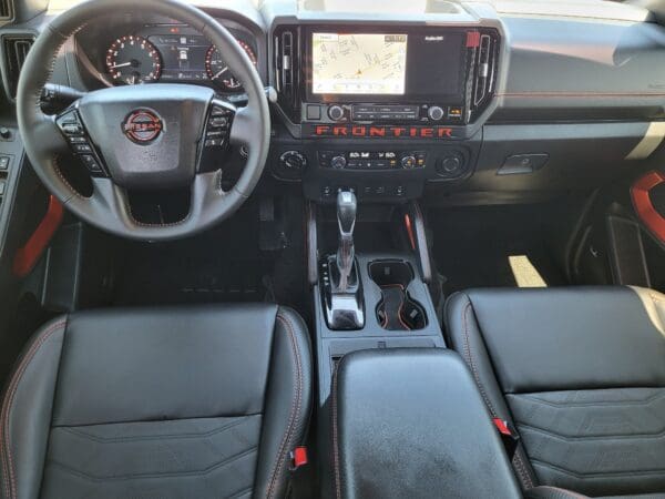 2025 Nissan Frontier