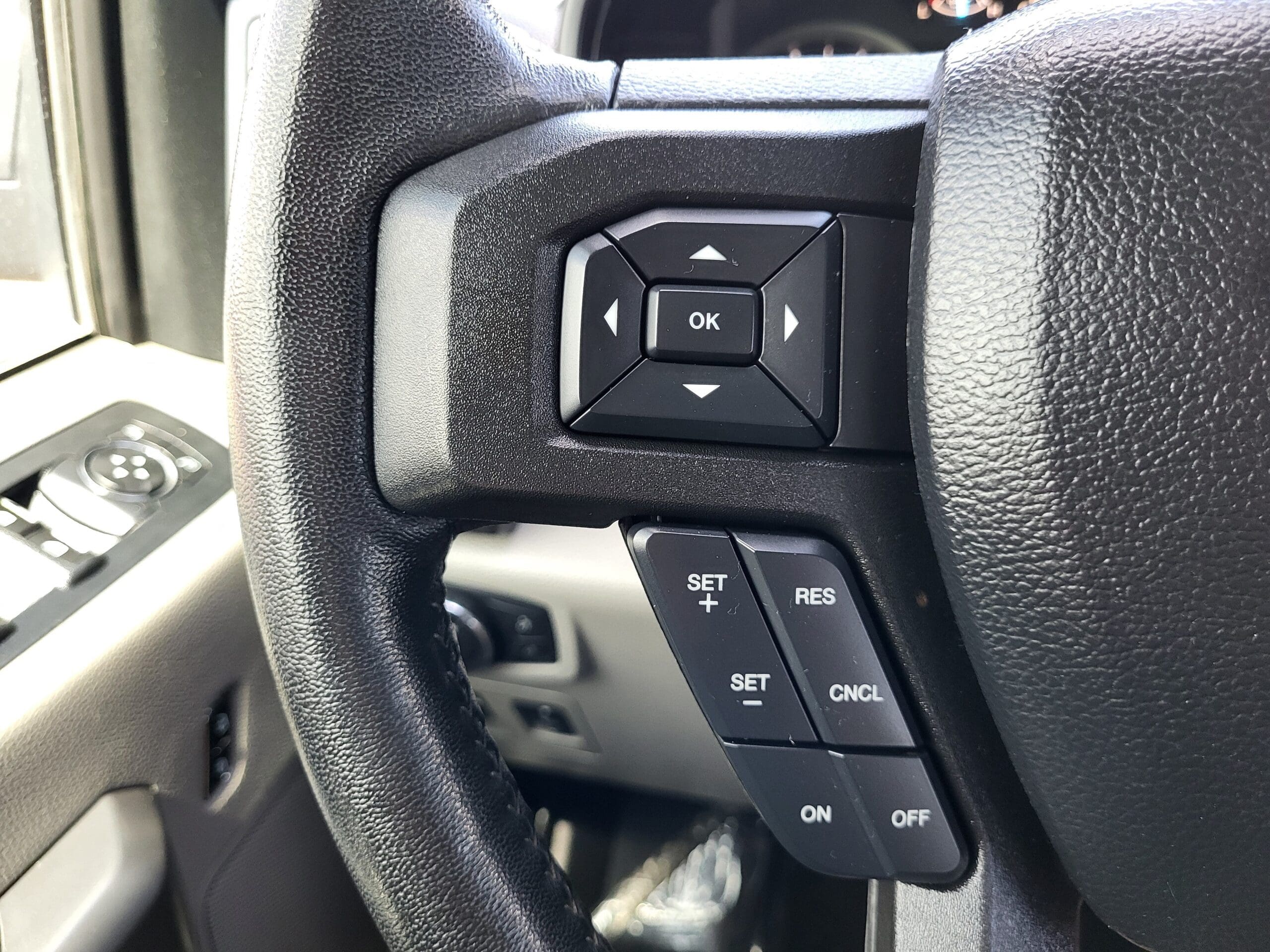 2020 Ford F-150 - Image 27