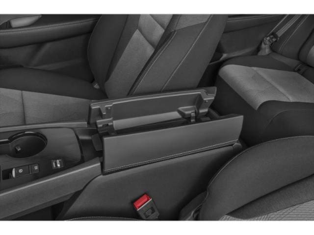 2025 Nissan Rogue - Image 17