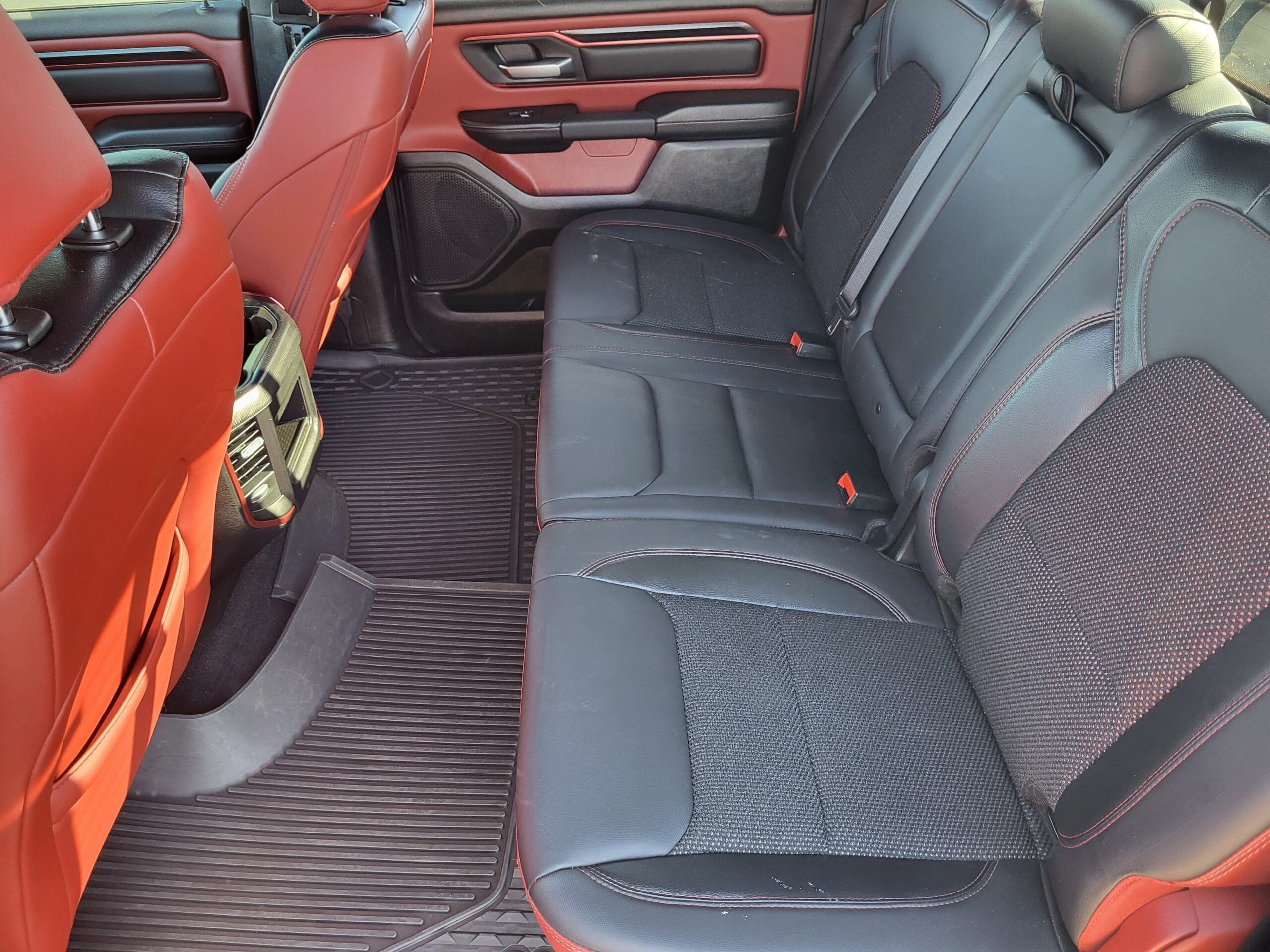 2025 Ram 1500 - Image 22