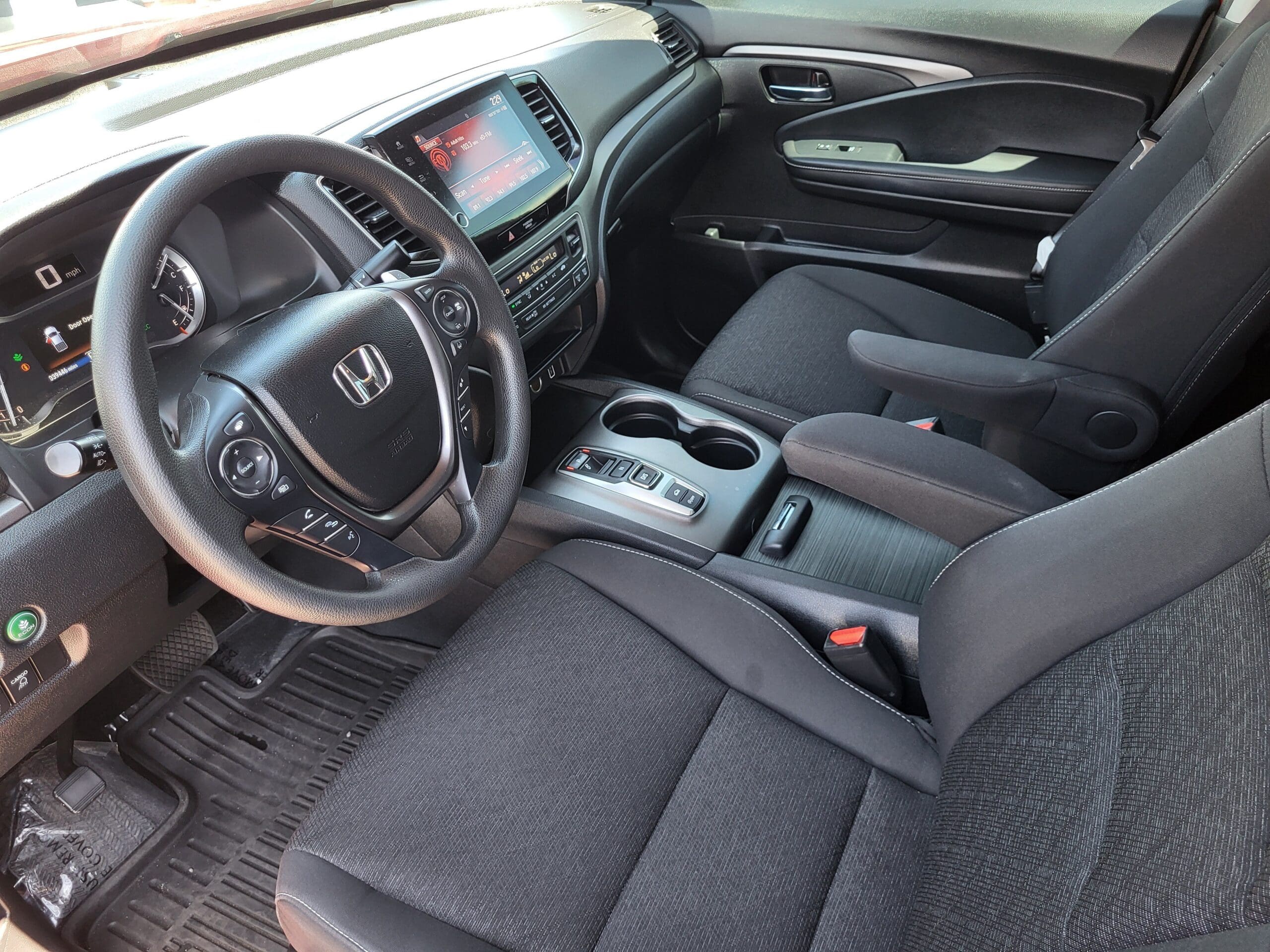 2021 Honda Ridgeline - Image 15