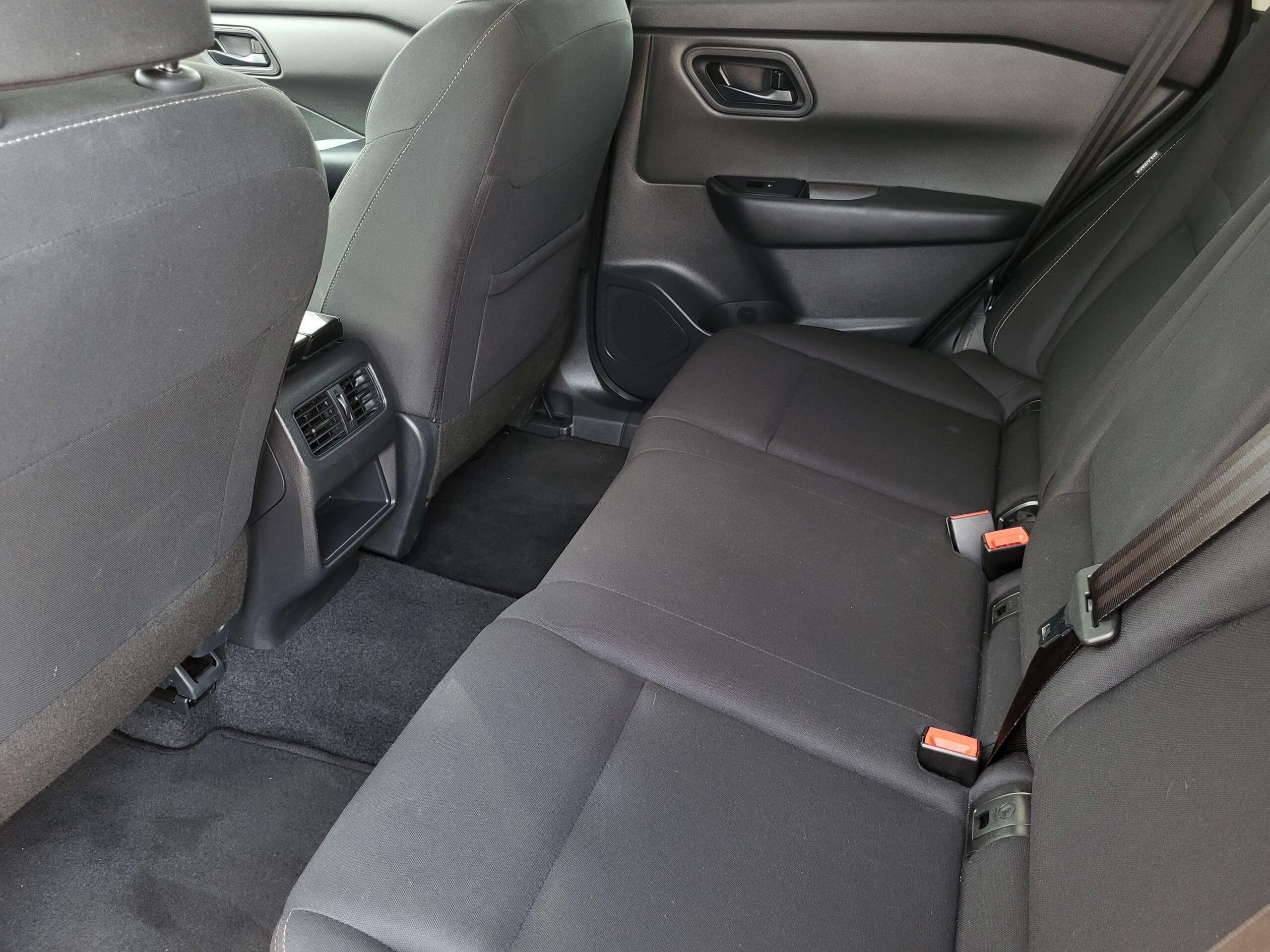 2026 Nissan Rogue - Image 30