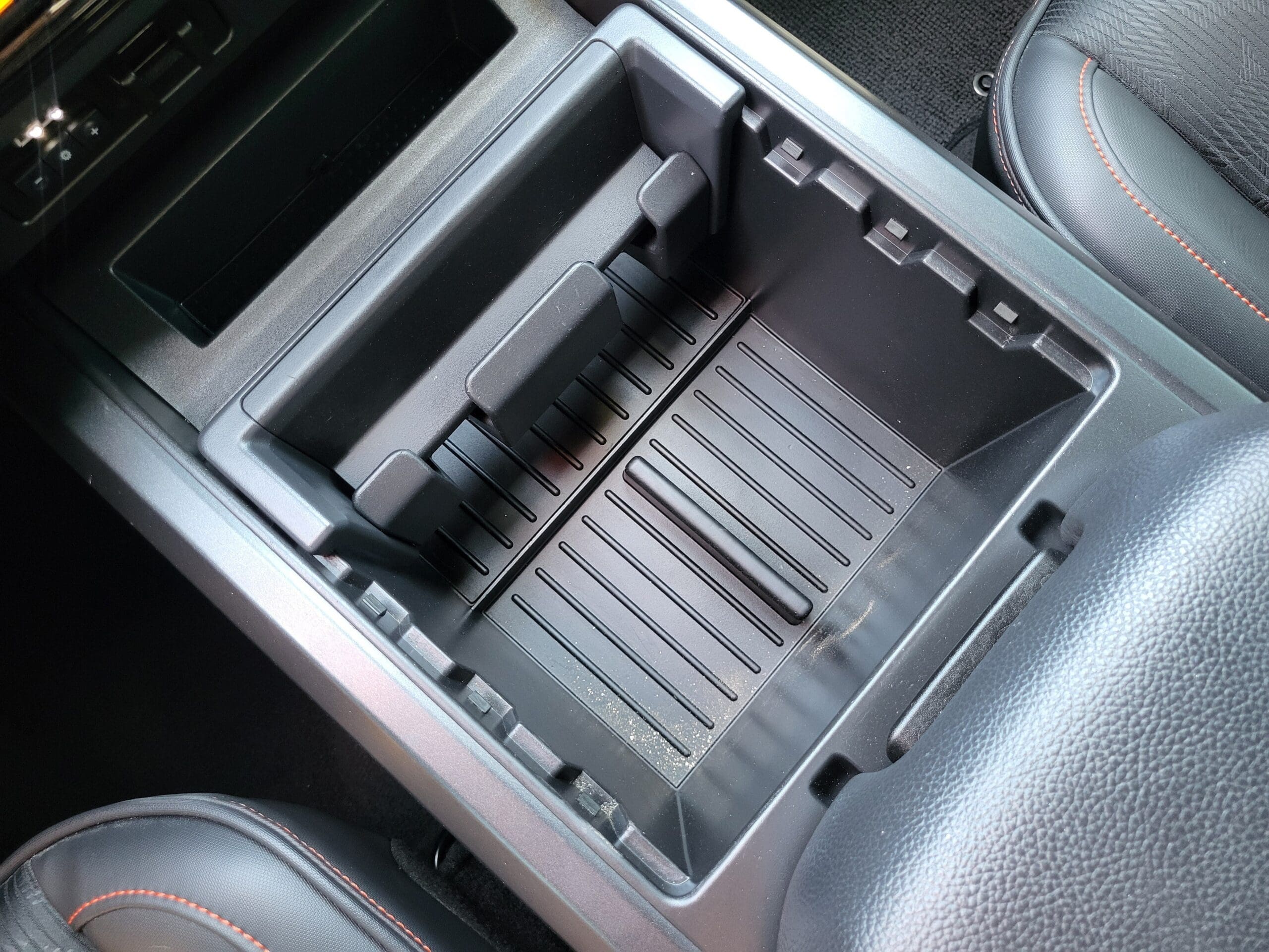 2024 Nissan Titan - Image 51