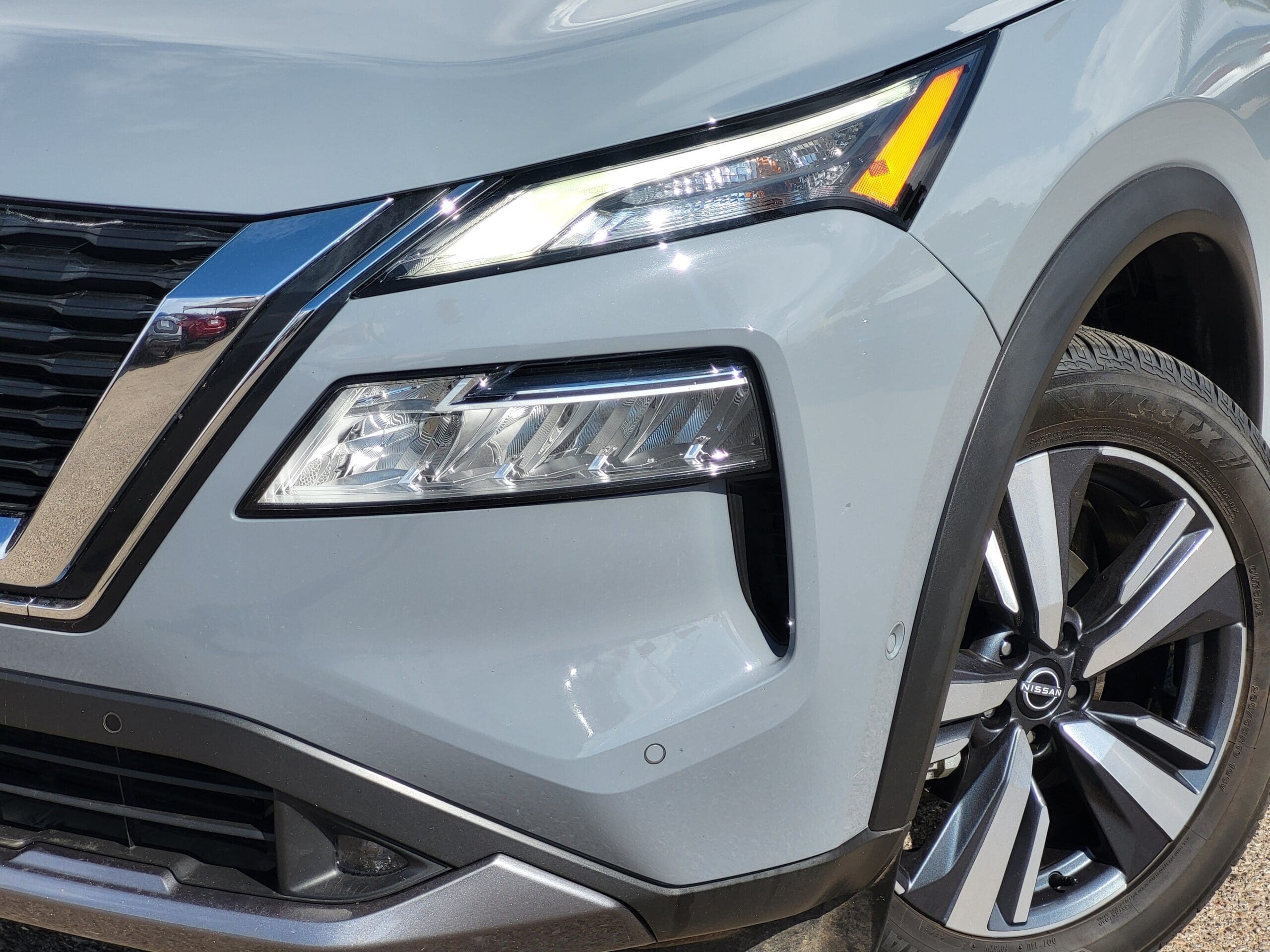 2022 Nissan Rogue - Image 8