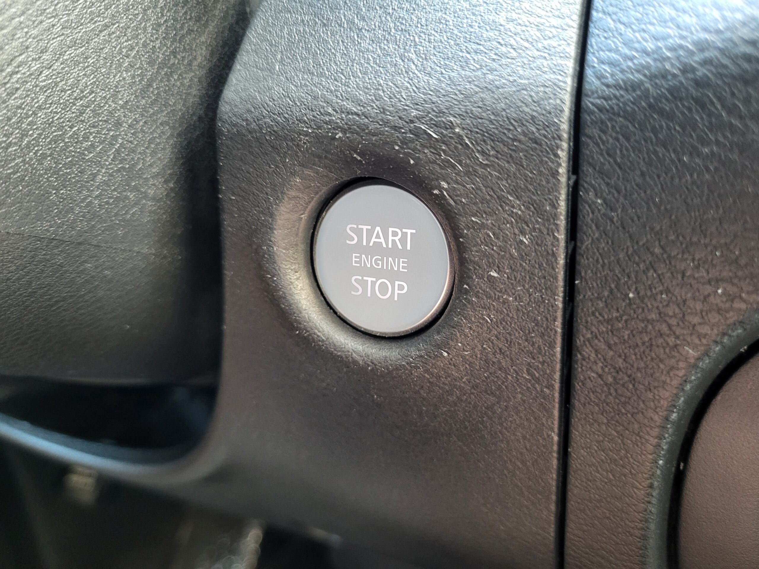 2022 Nissan Frontier - Image 22