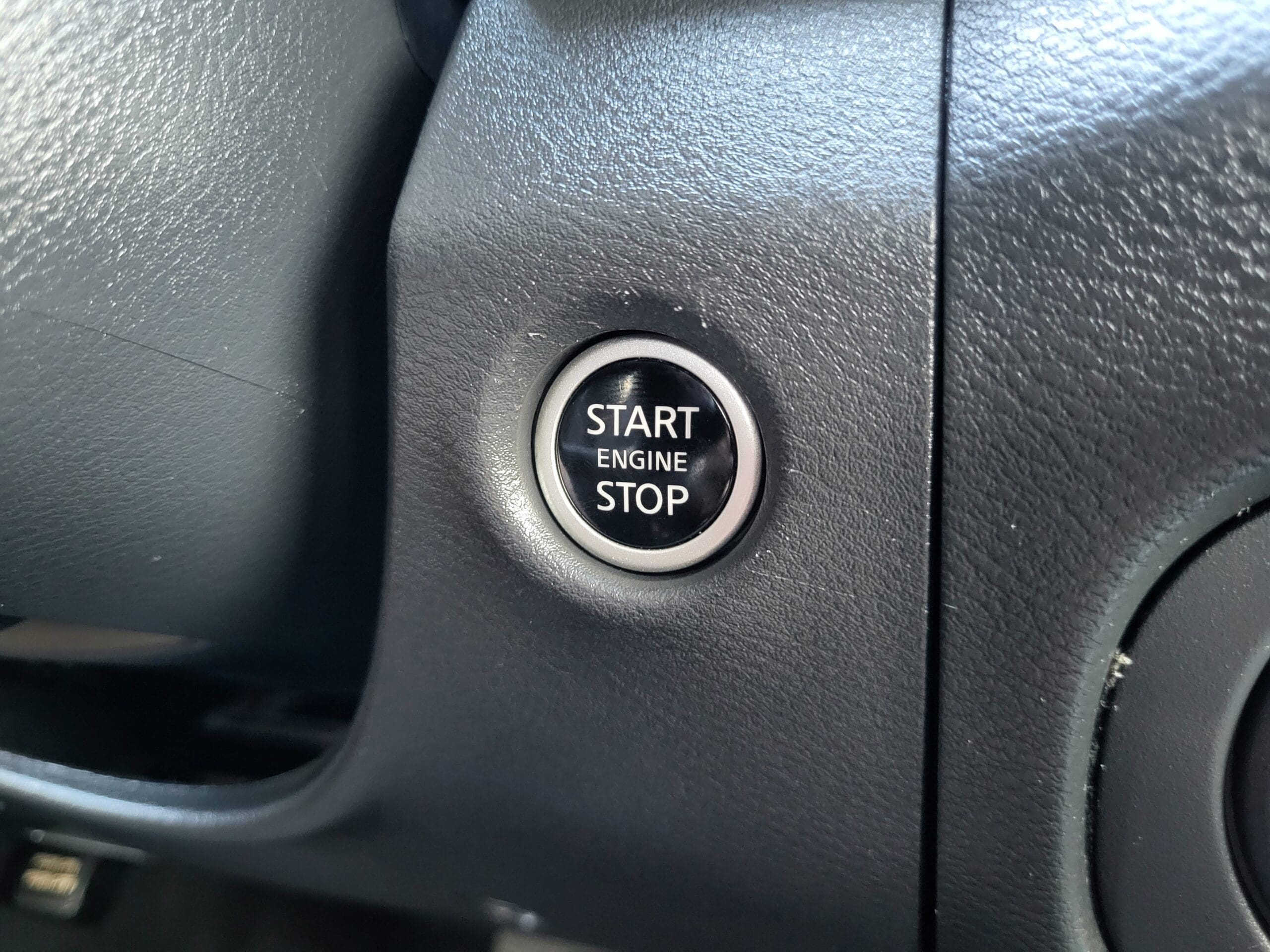 2024 Nissan Frontier - Image 22
