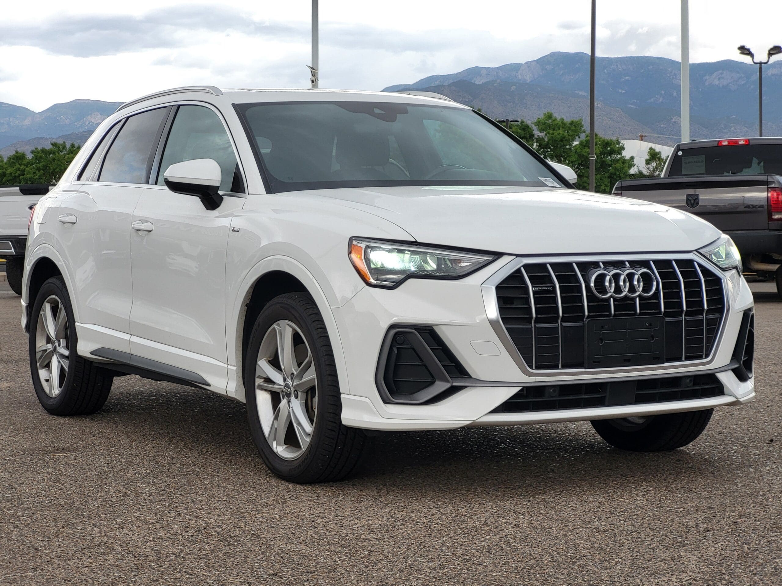 2020 Audi Q3 - Image 3
