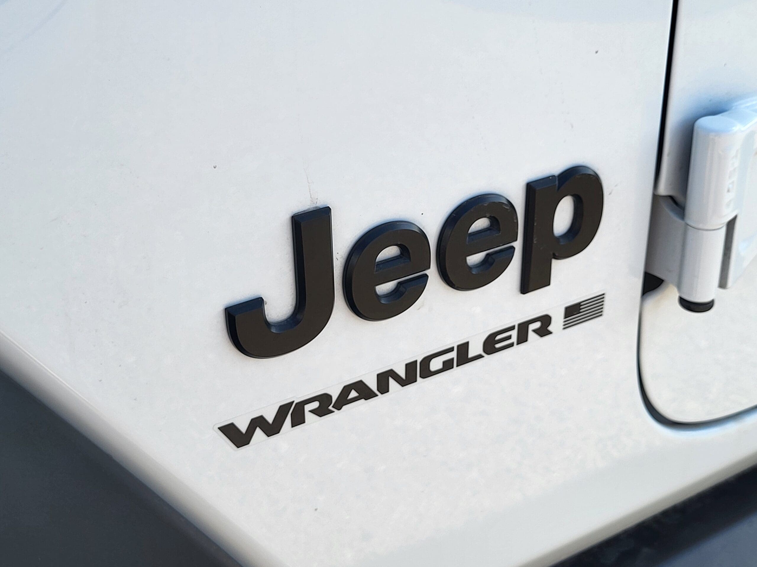 2025 Jeep Wrangler - Image 12