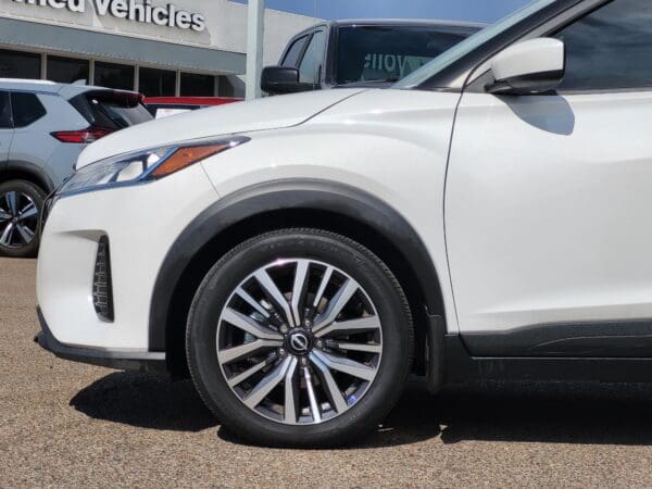 2023 Nissan Kicks