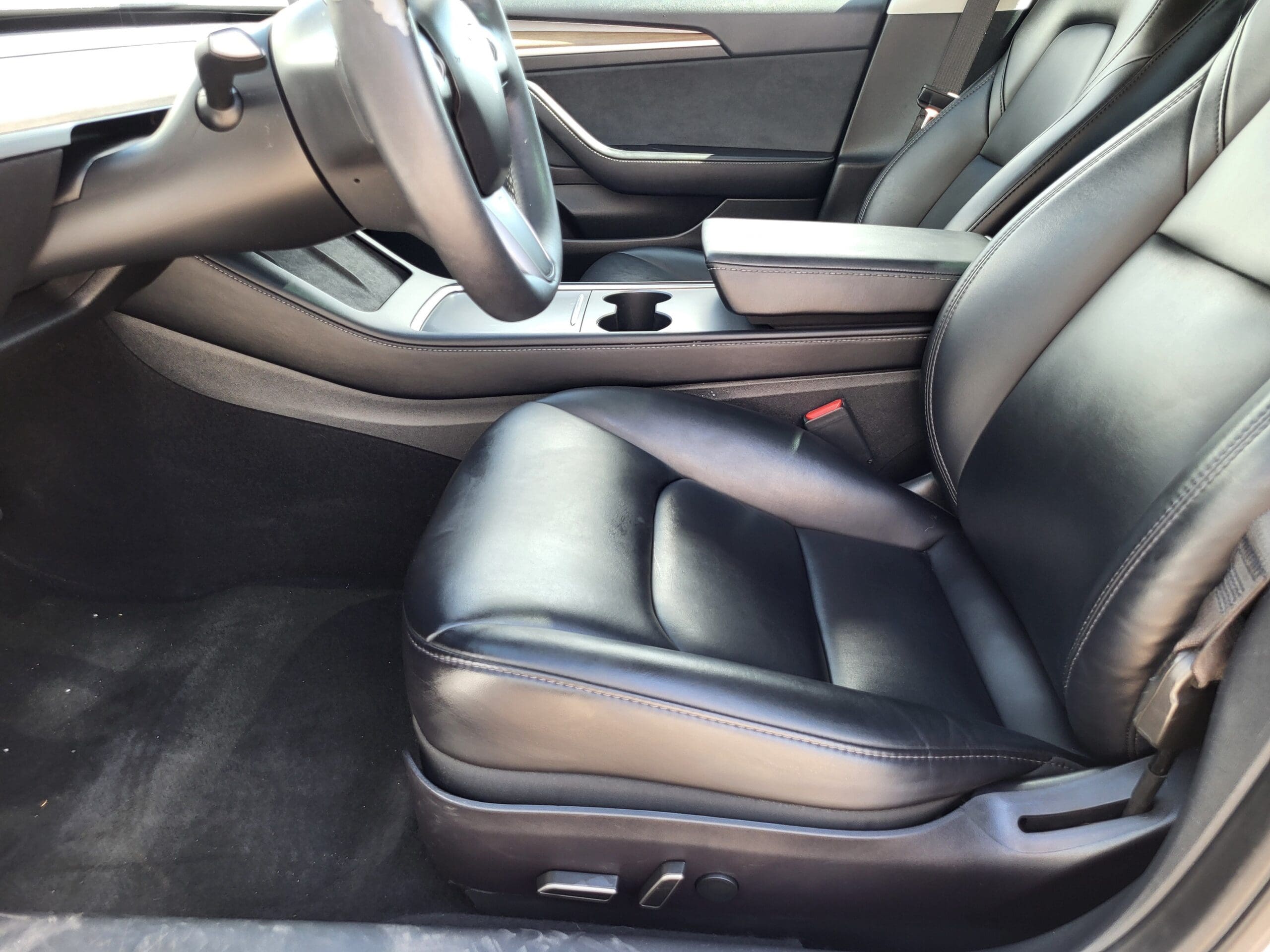 2021 Tesla Model 3 - Image 17