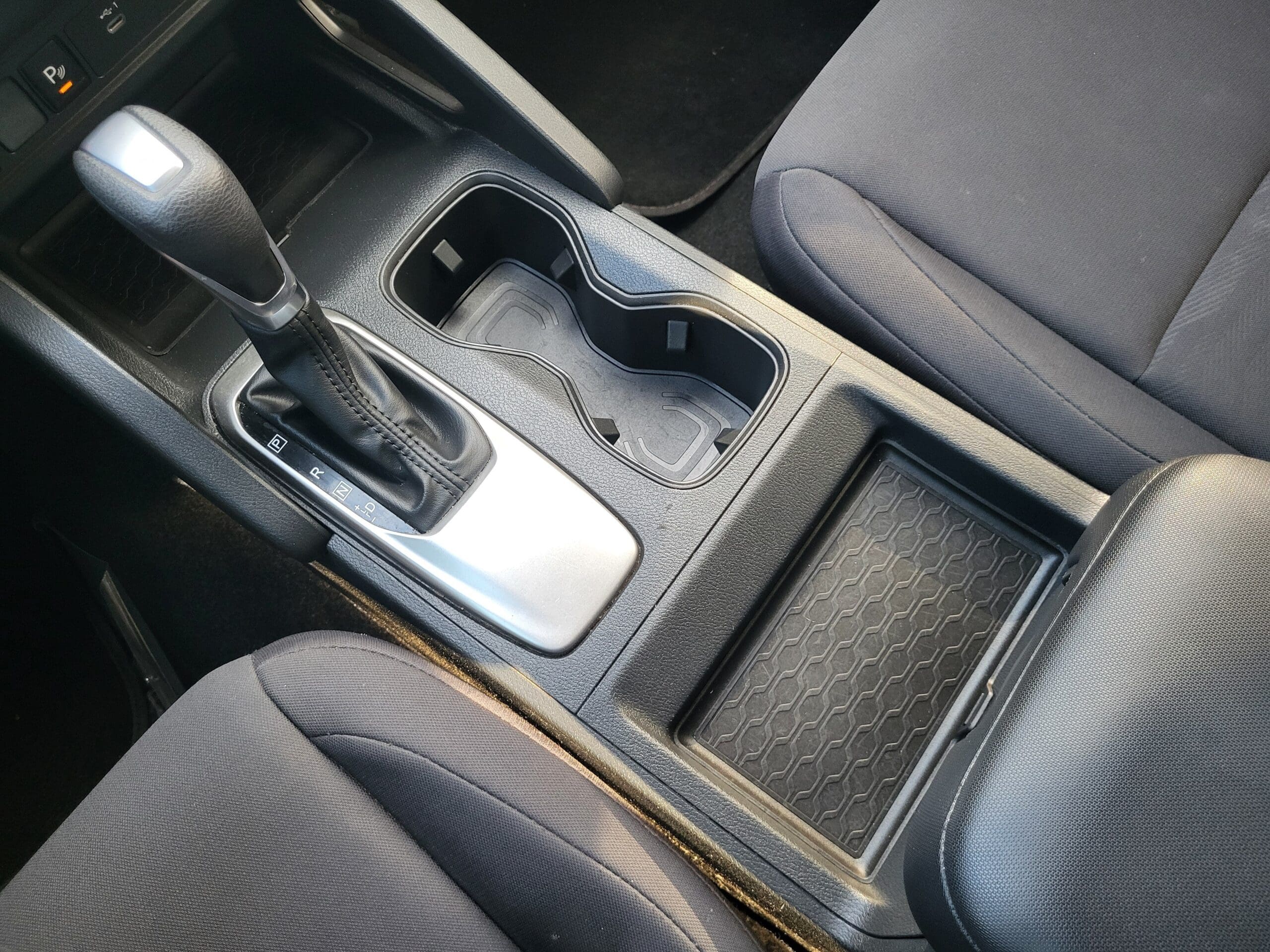 2022 Nissan Frontier - Image 21