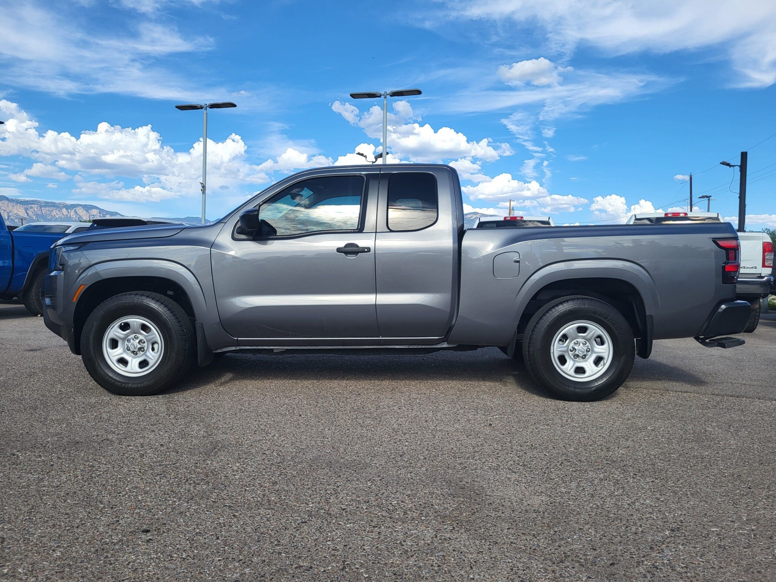 2024 Nissan Frontier - Image 7