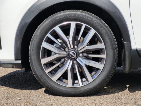 2023 Nissan Kicks
