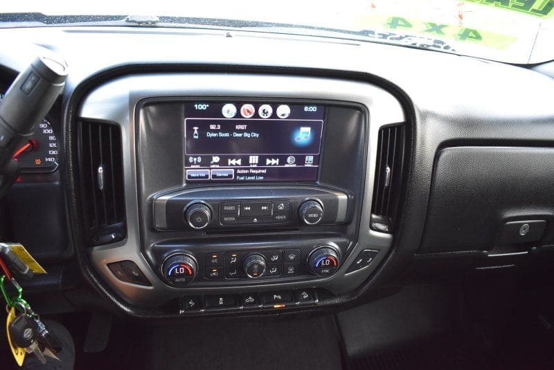 2018 Chevrolet Silverado 1500 - Image 12
