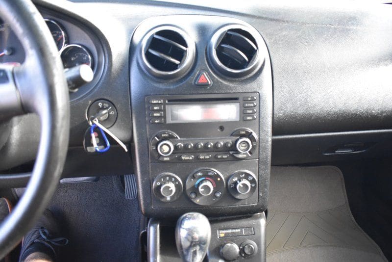 2009 Pontiac G6 - Image 11