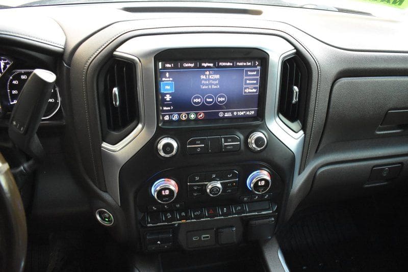 2020 GMC Sierra 1500 - Image 11