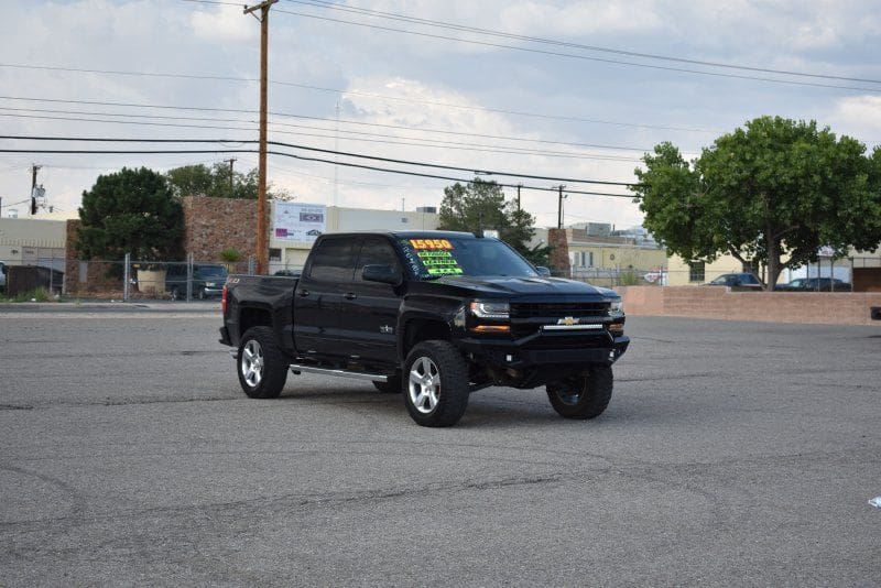 2018 Chevrolet Silverado 1500 - Image 2