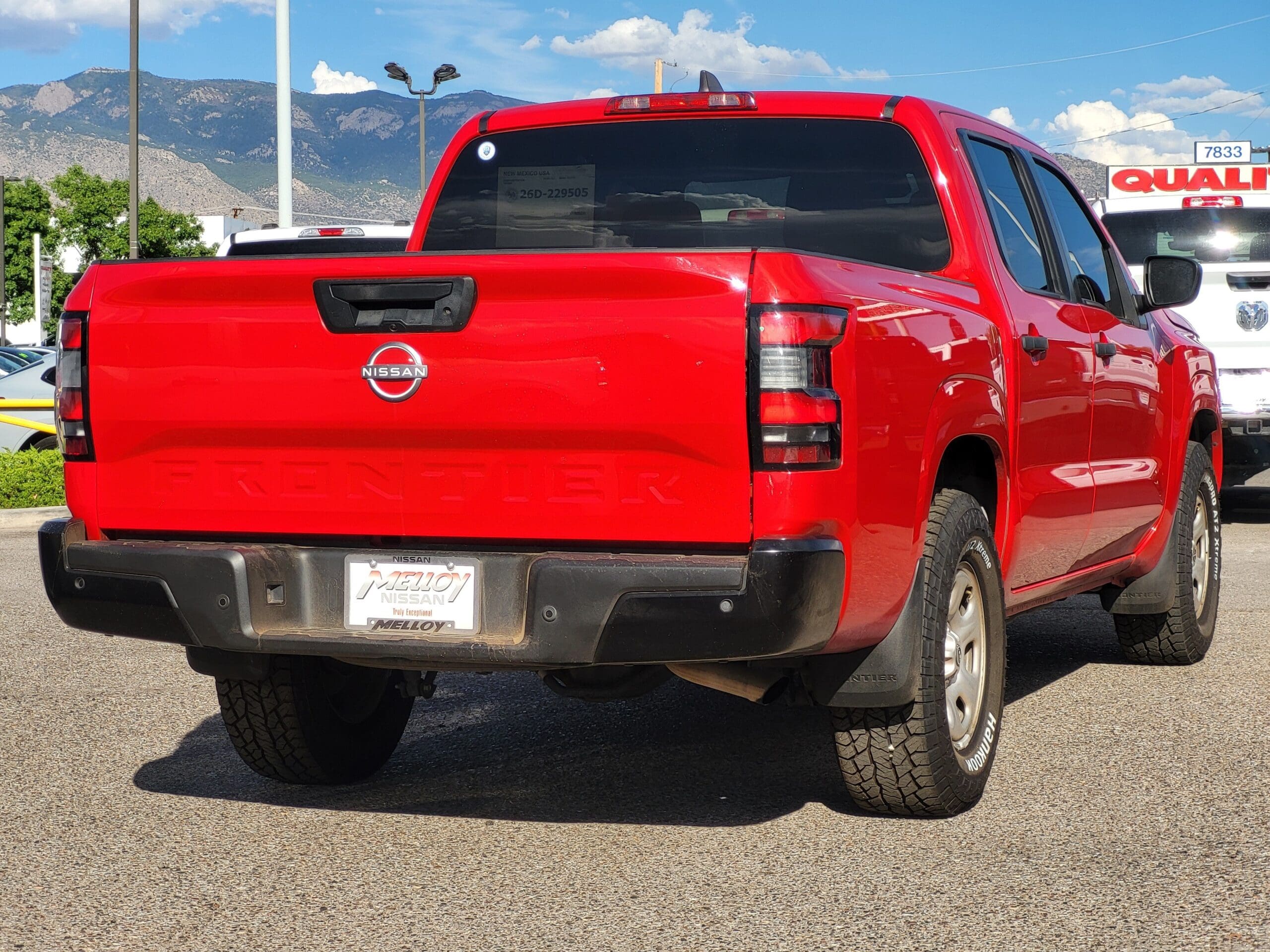 2022 Nissan Frontier - Image 4