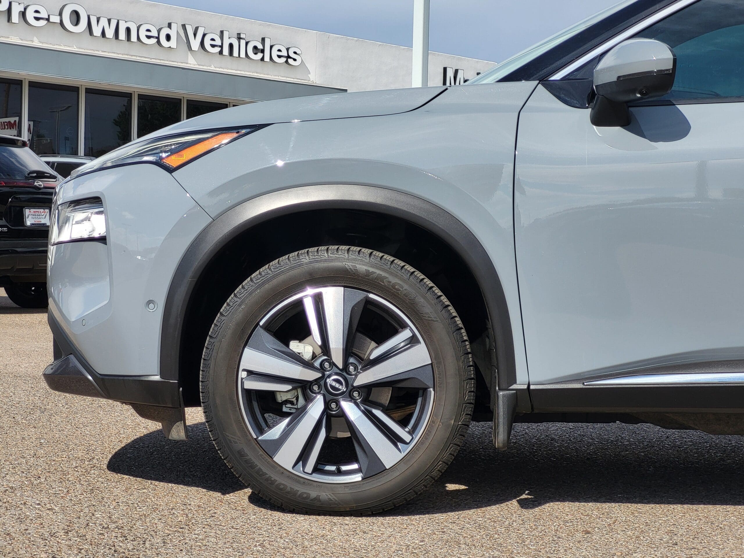 2022 Nissan Rogue - Image 9