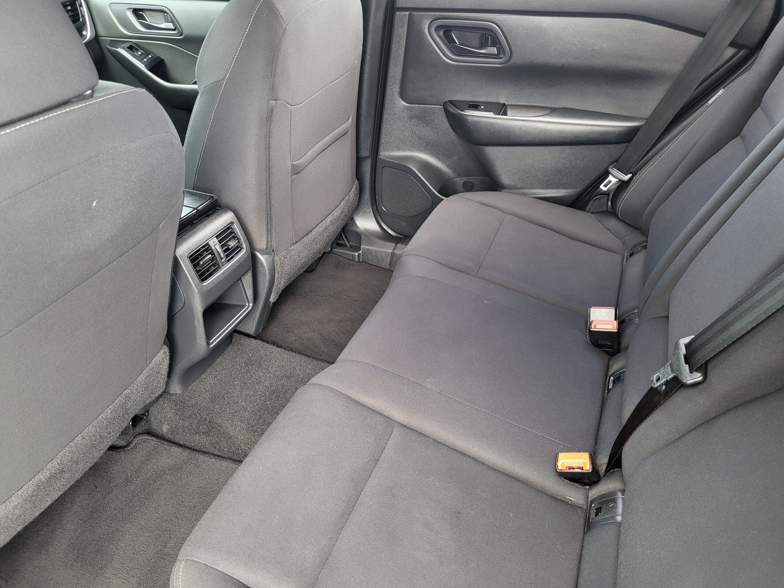 2024 Nissan Rogue - Image 29