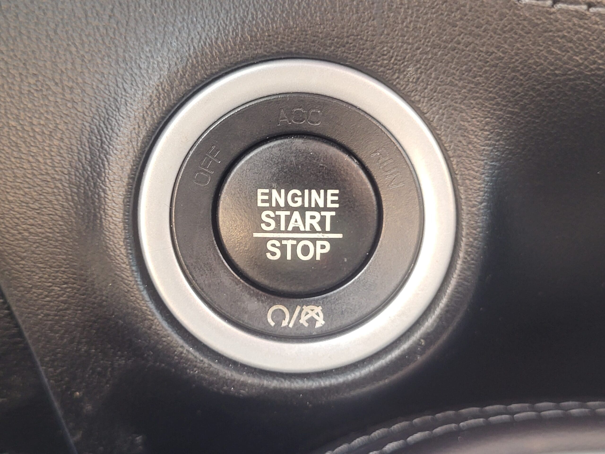 2021 Dodge Challenger - Image 21