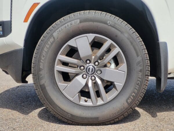 2025 Nissan Frontier