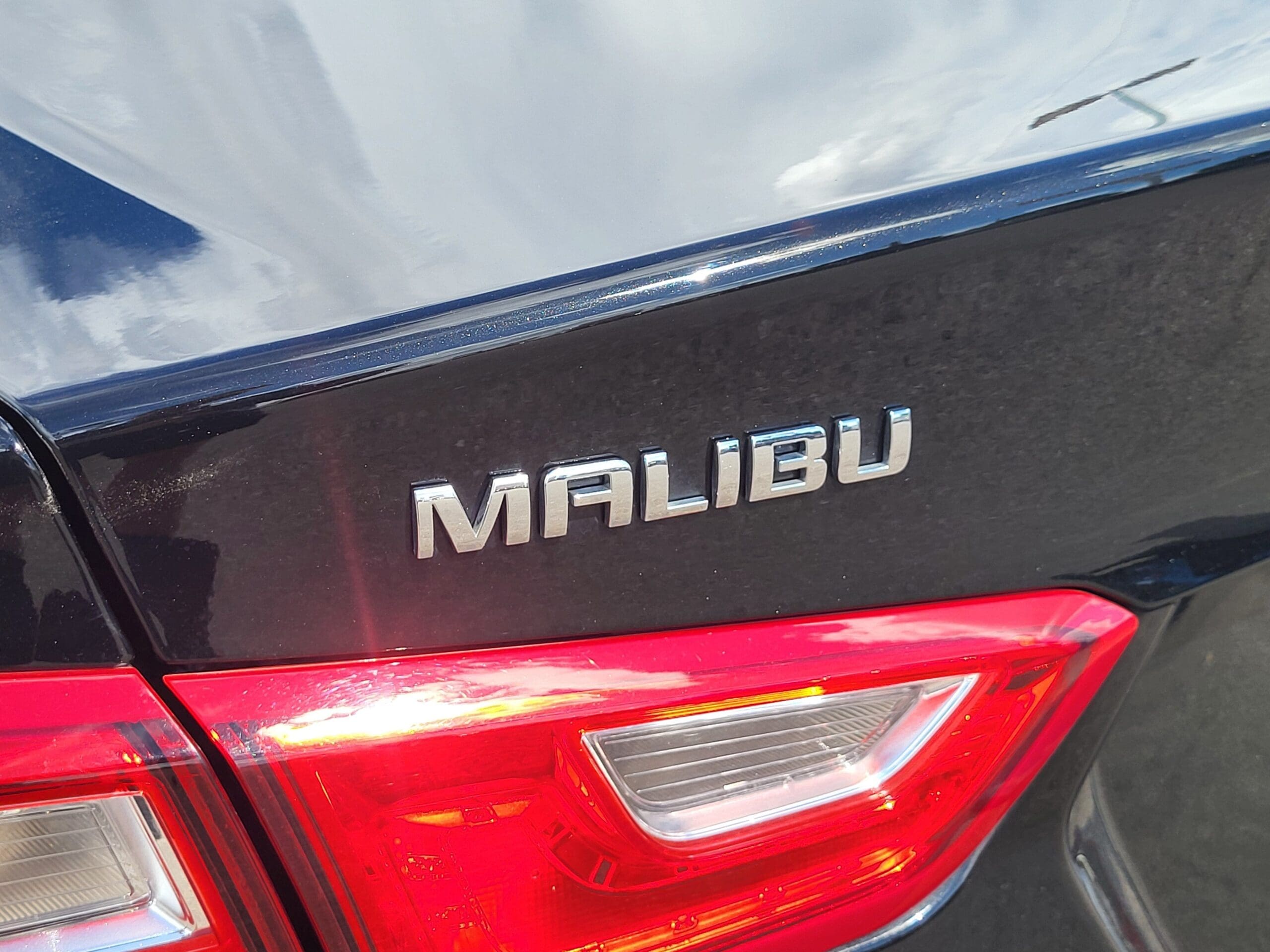 2024 Chevrolet Malibu - Image 12