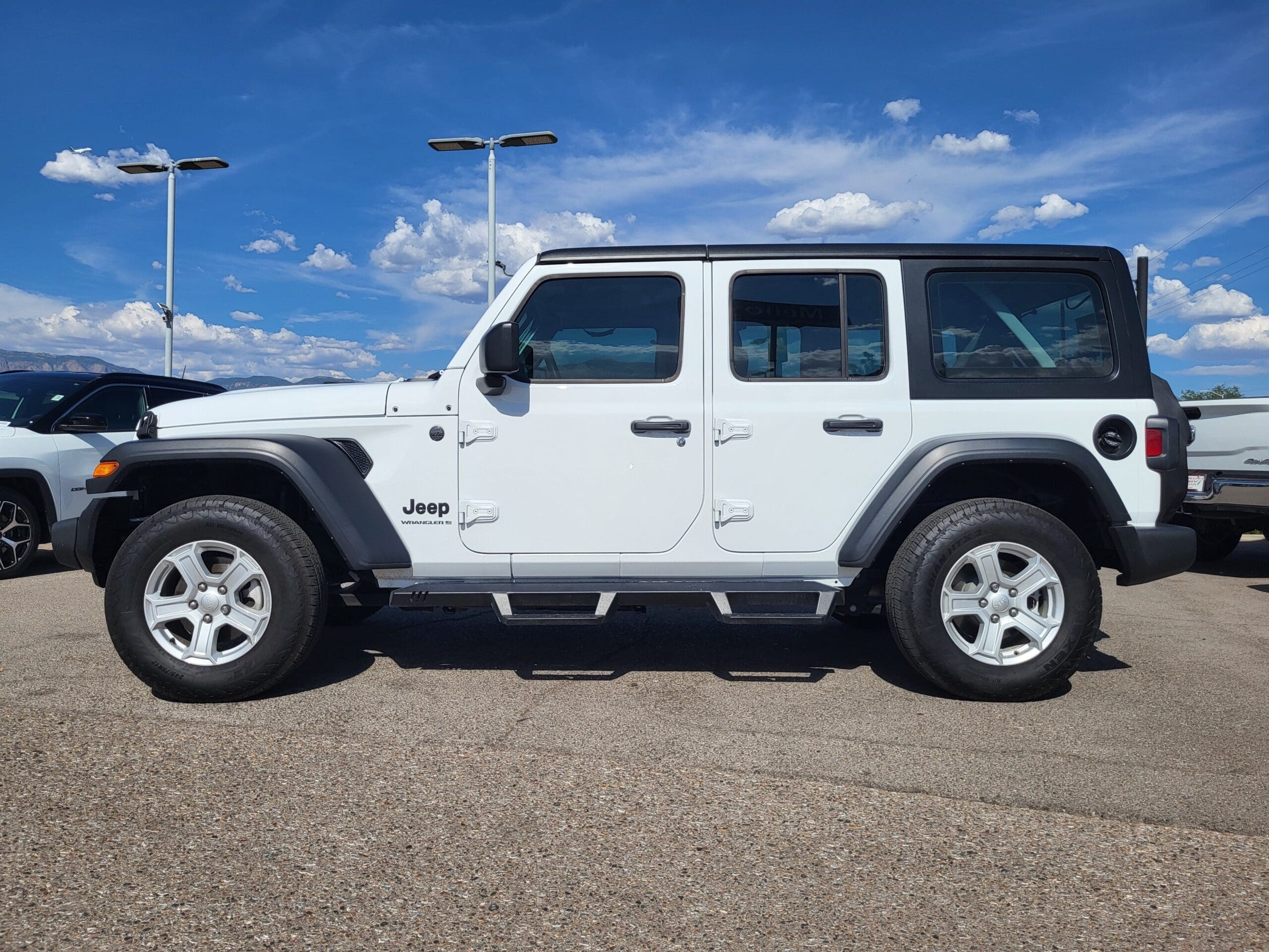 2025 Jeep Wrangler - Image 7