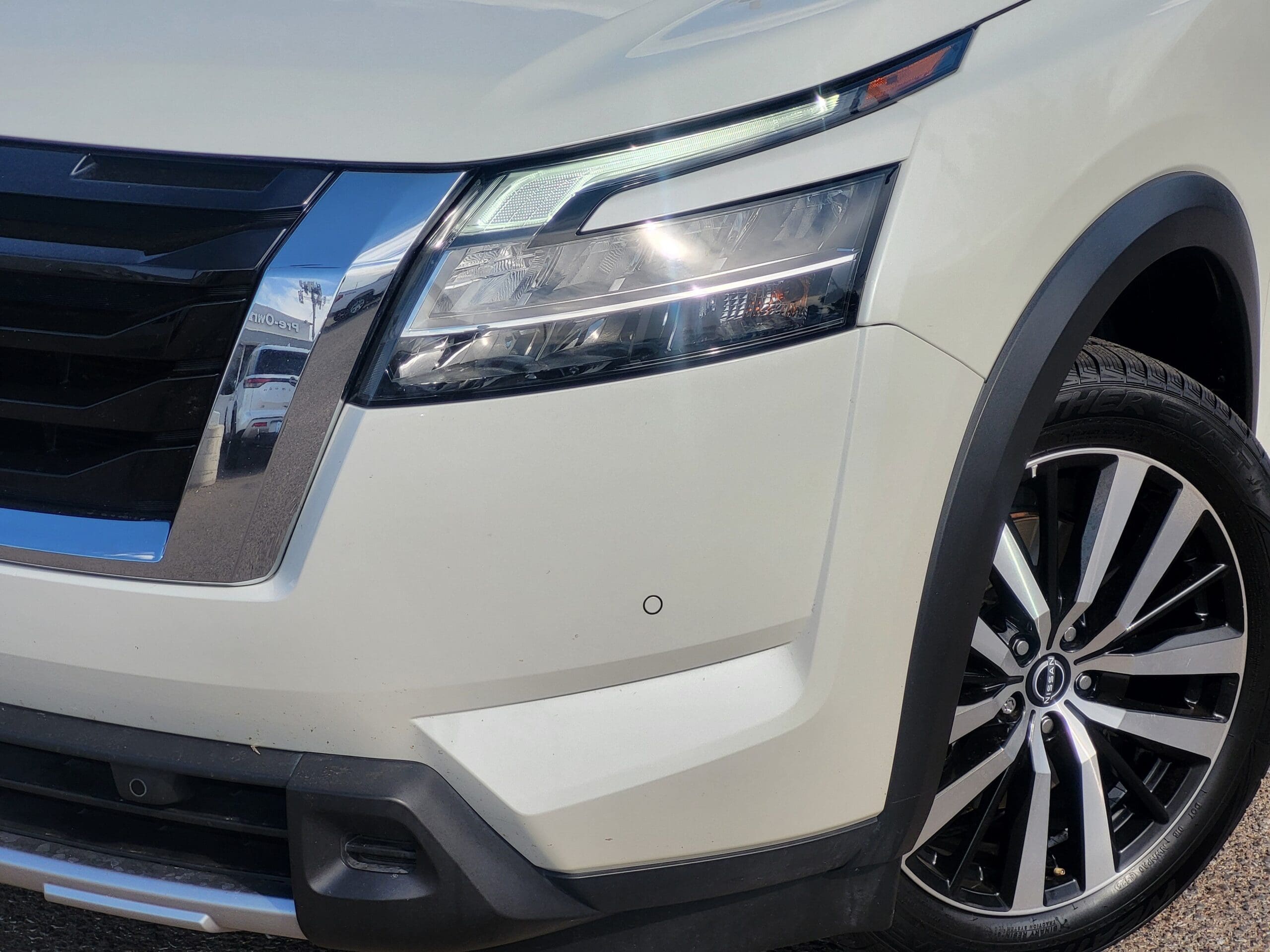 2024 Nissan Pathfinder - Image 8