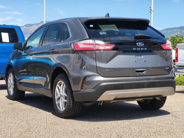 2024 Ford Edge