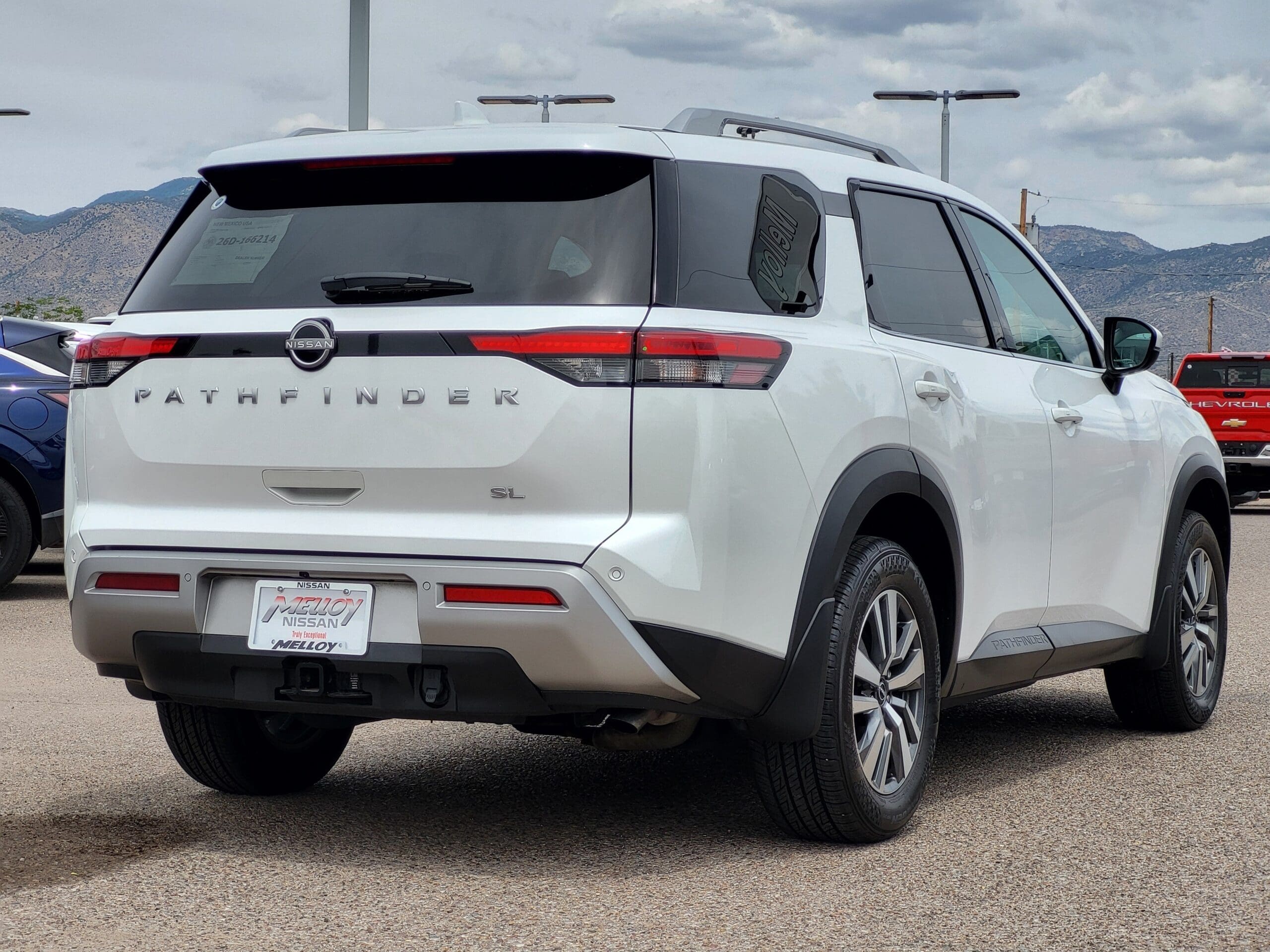 2025 Nissan Pathfinder - Image 4