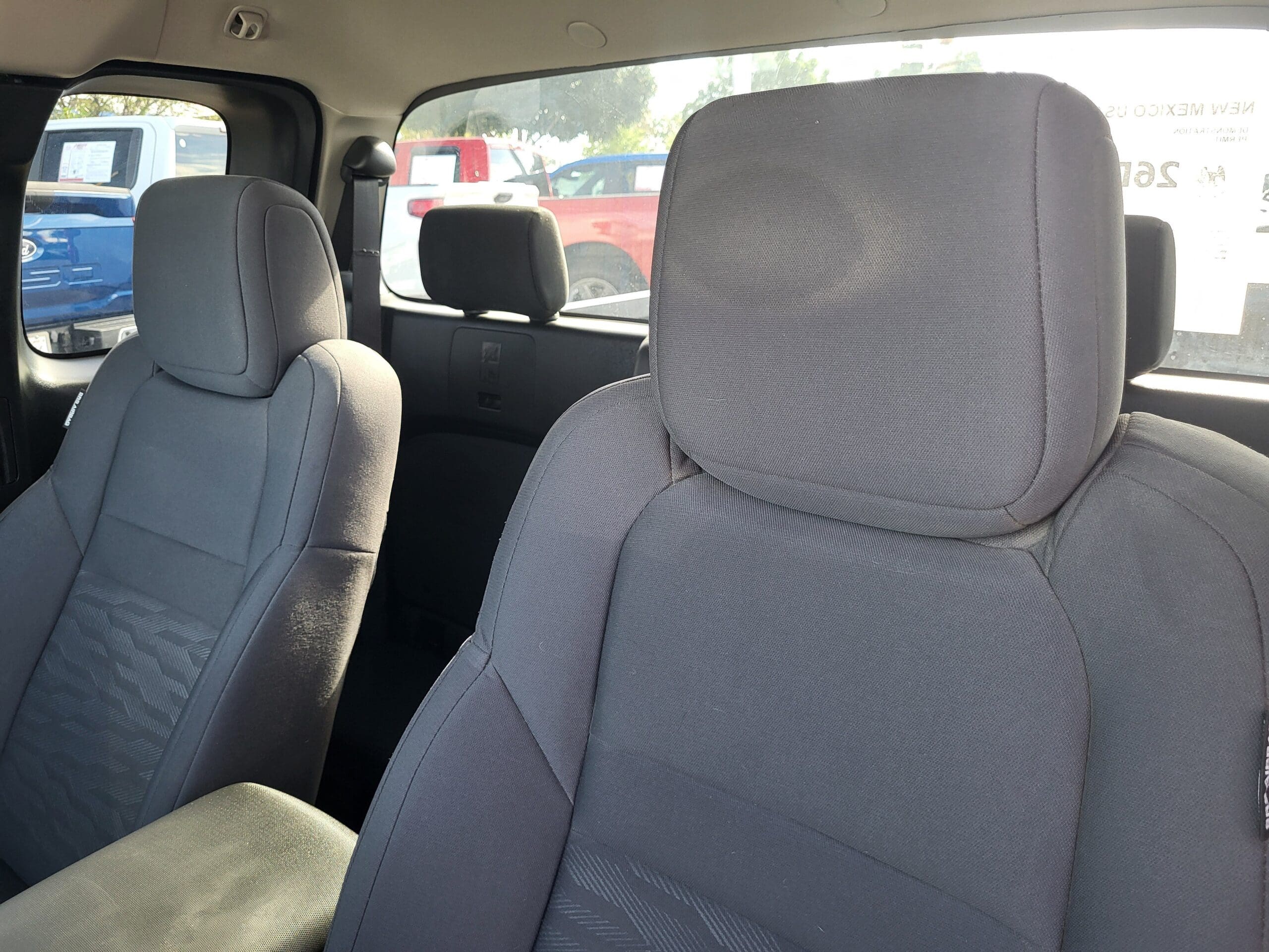 2024 Nissan Frontier - Image 16