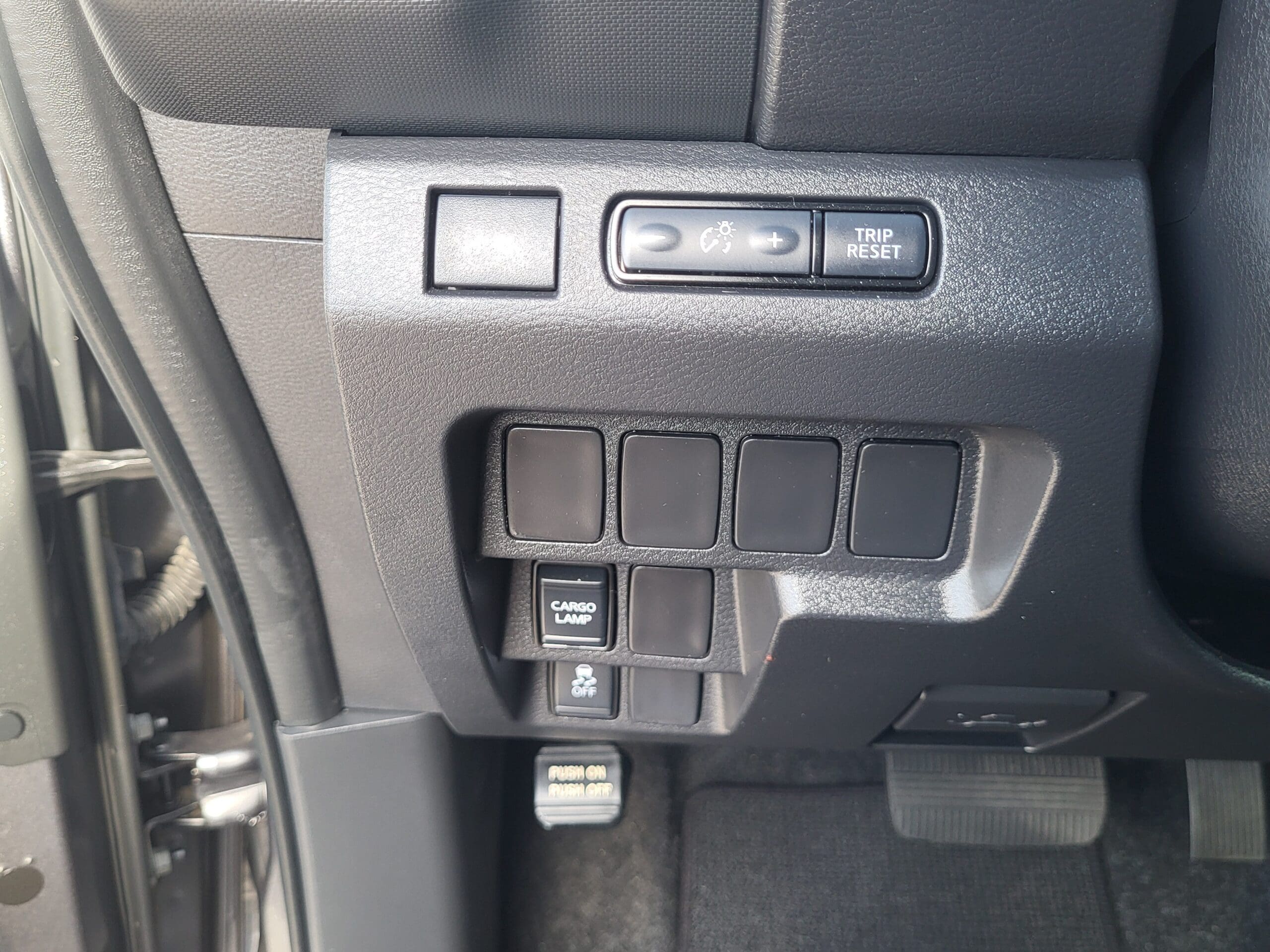 2024 Nissan Frontier - Image 23
