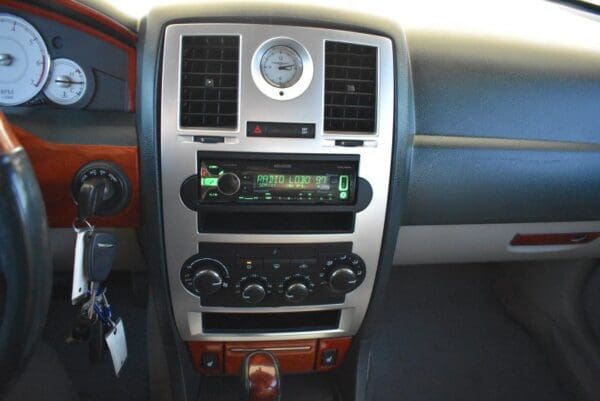 2005 Chrysler 300C
